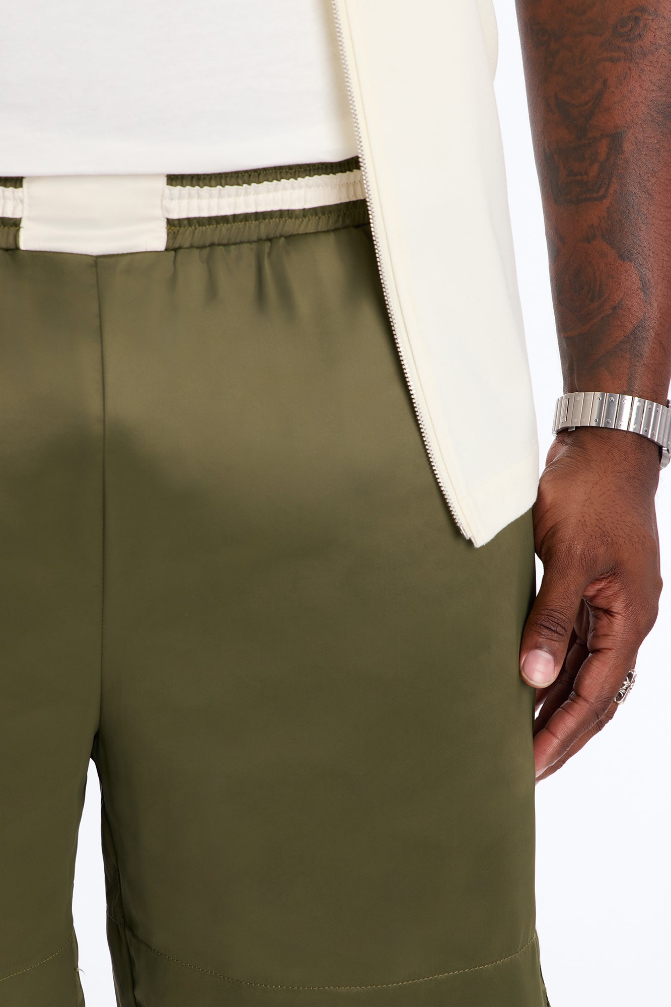 Relaxed Satin Boxing Short - Olive/combo
