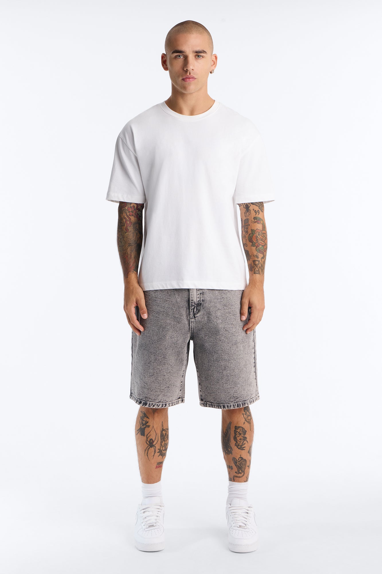 All Day Relaxed Denim Short - Washed Grey