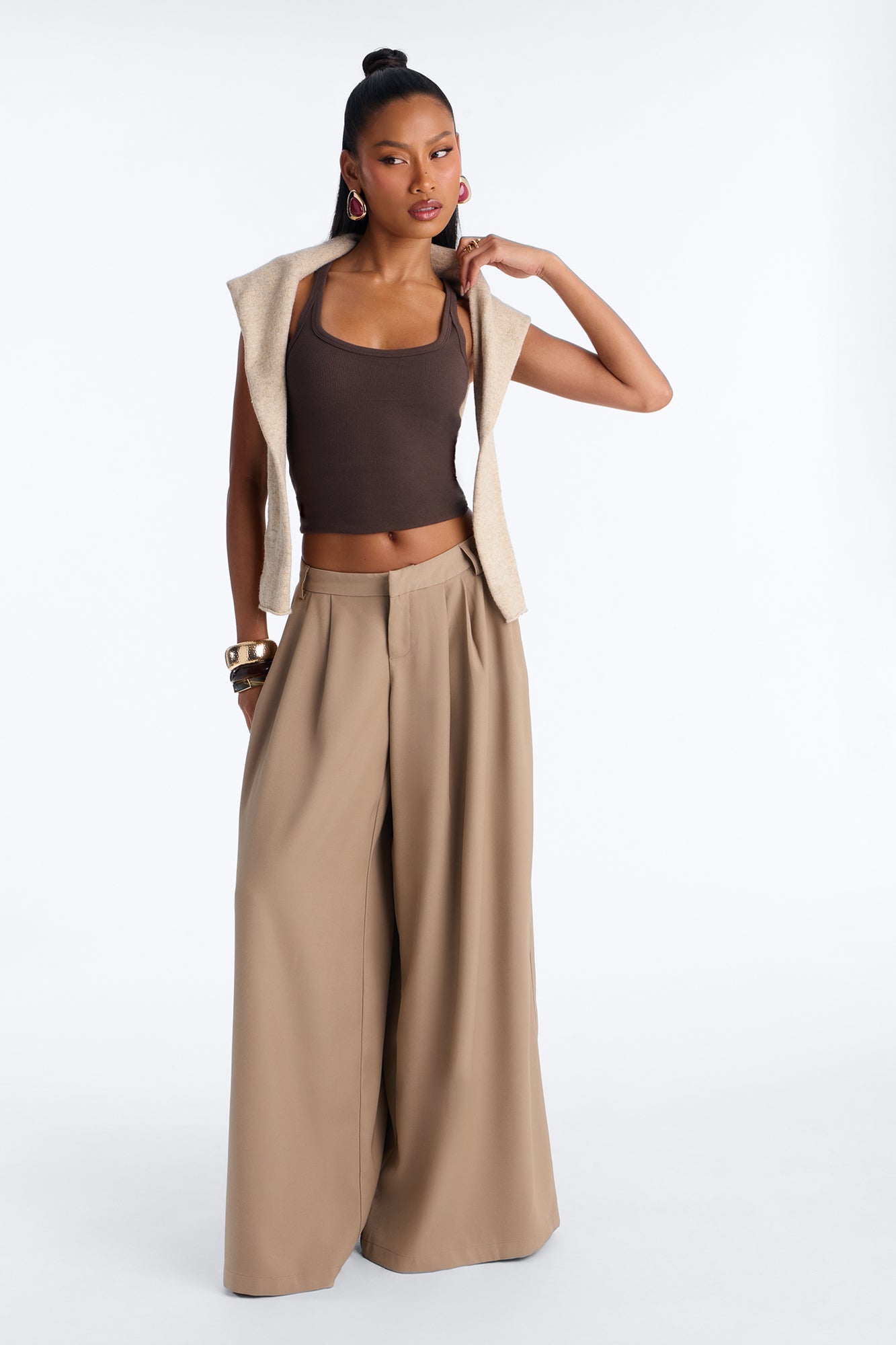 Leora Low Rise Super Wide Baggy Trouser - Taupe