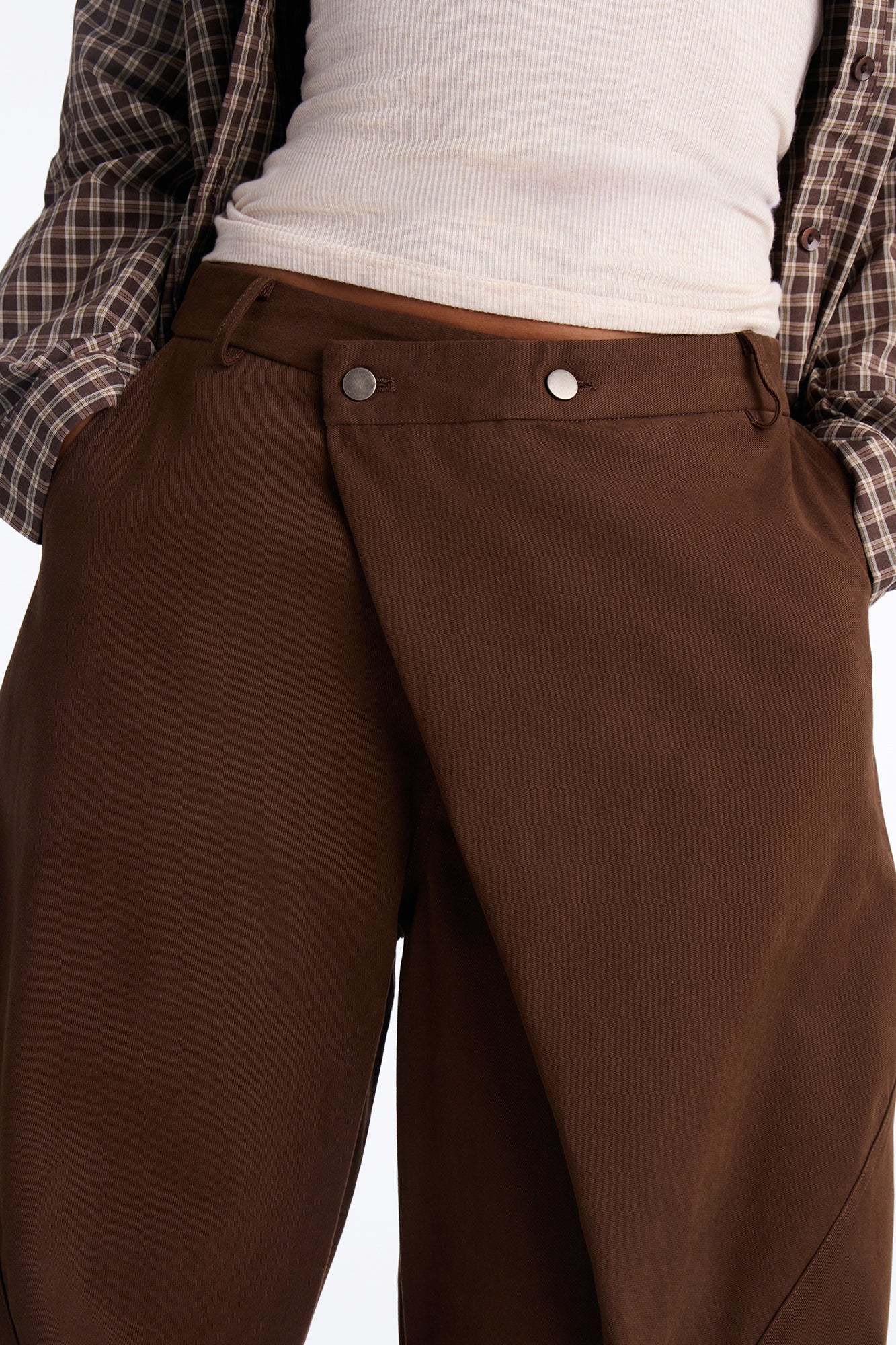 Melody Crossover Barrel Leg Pant - Brown