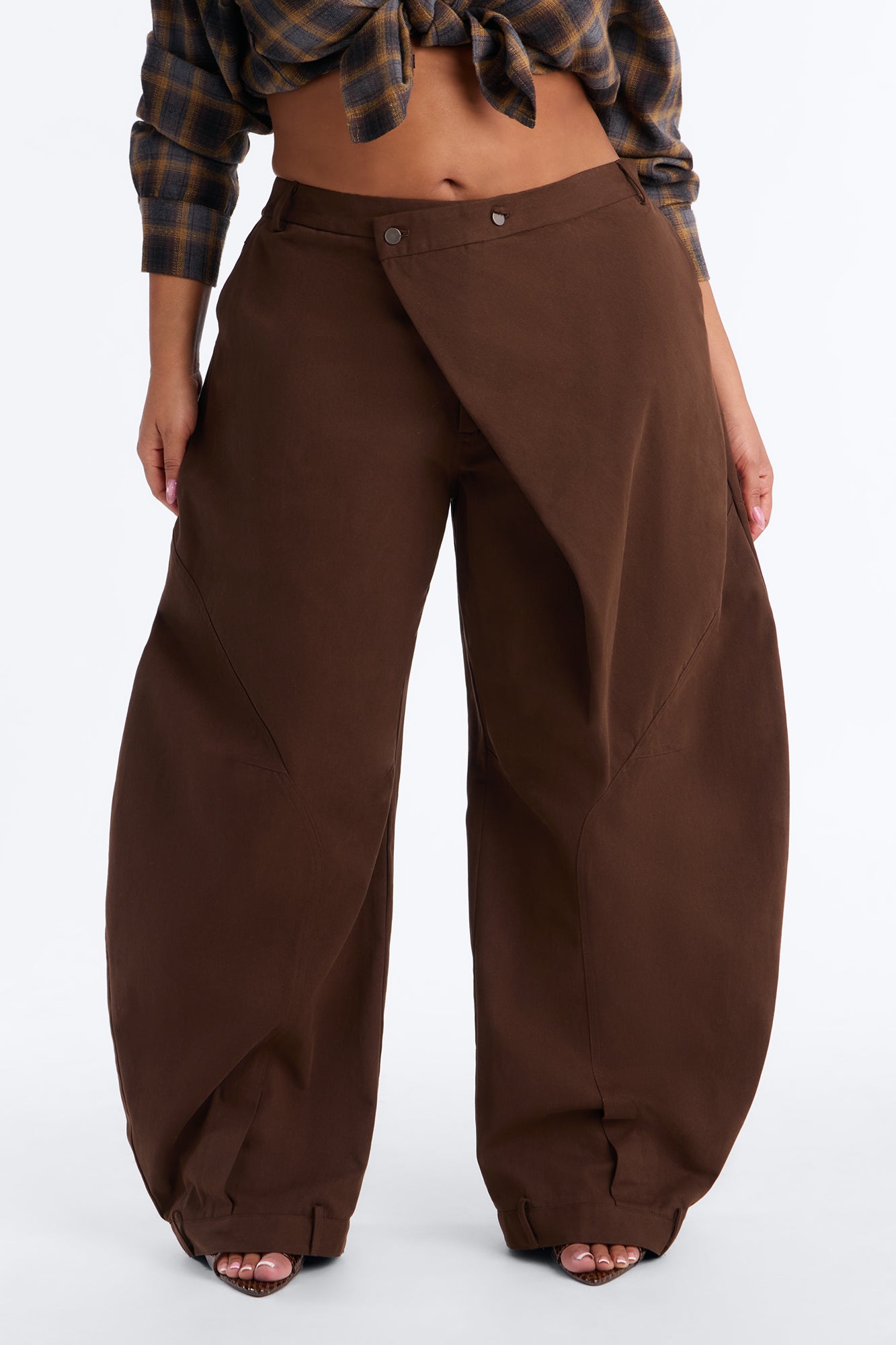 Melody Crossover Barrel Leg Pant - Brown