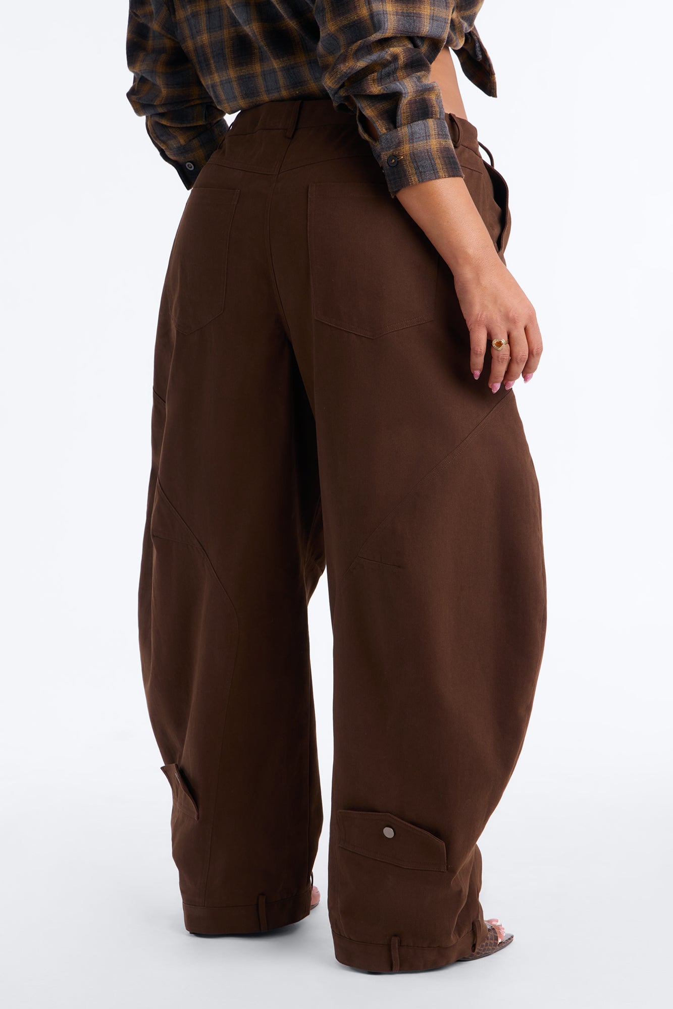 Melody Crossover Barrel Leg Pant - Brown