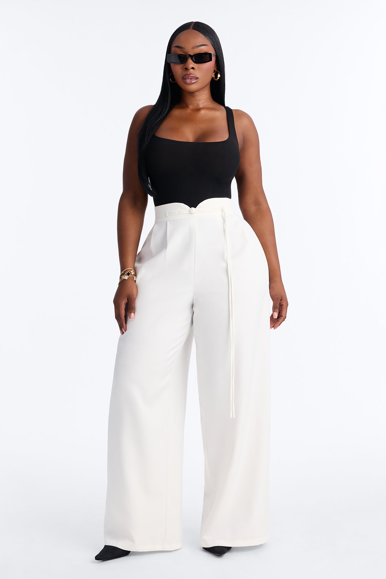 Sadie High Rise Frog Closure Pleated Trouser - Ivory