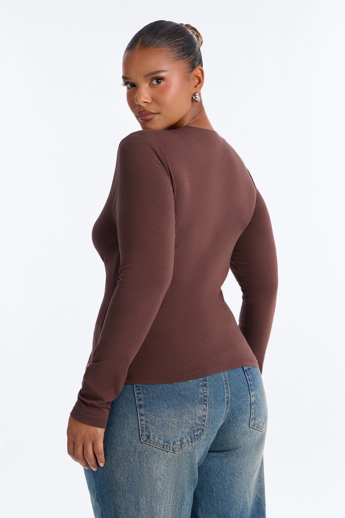 Elise Round Neck Long Sleeve Top - Mocha