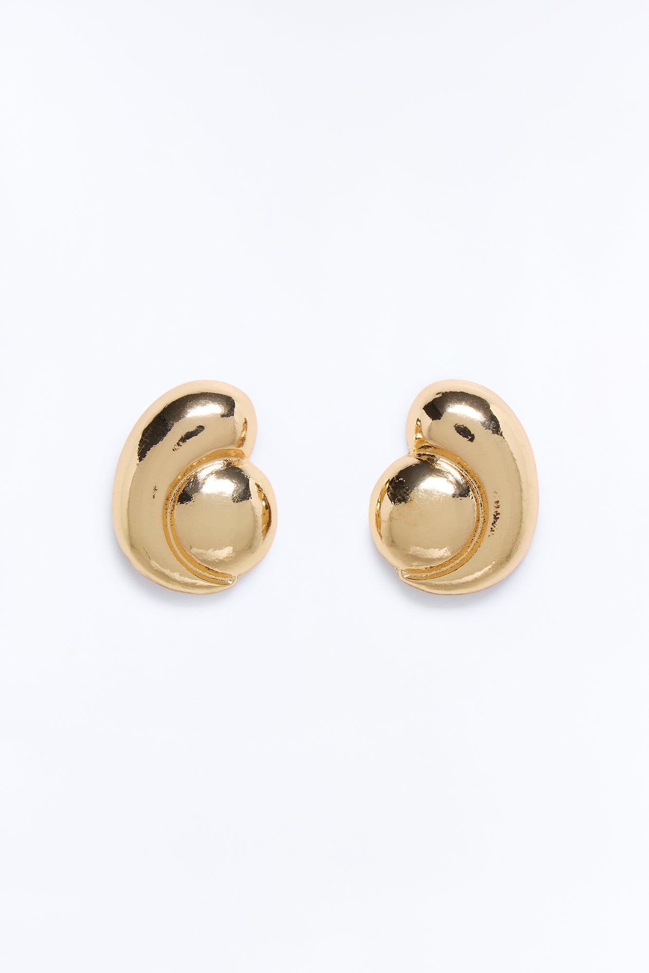 Always On My Mind Stud Earrings - Gold