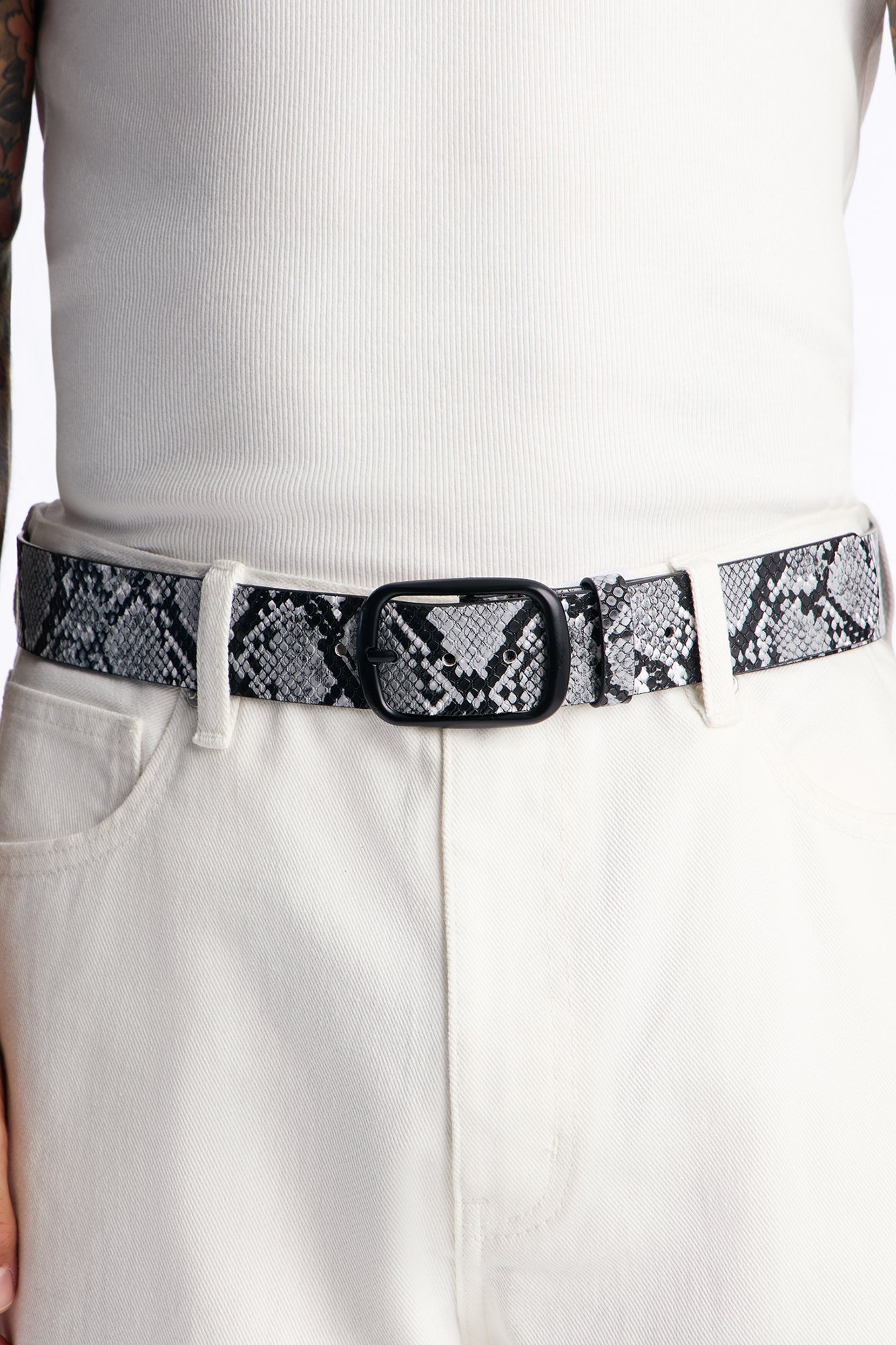 Snake Embossed Faux Leather Buckle Belt - Black/combo