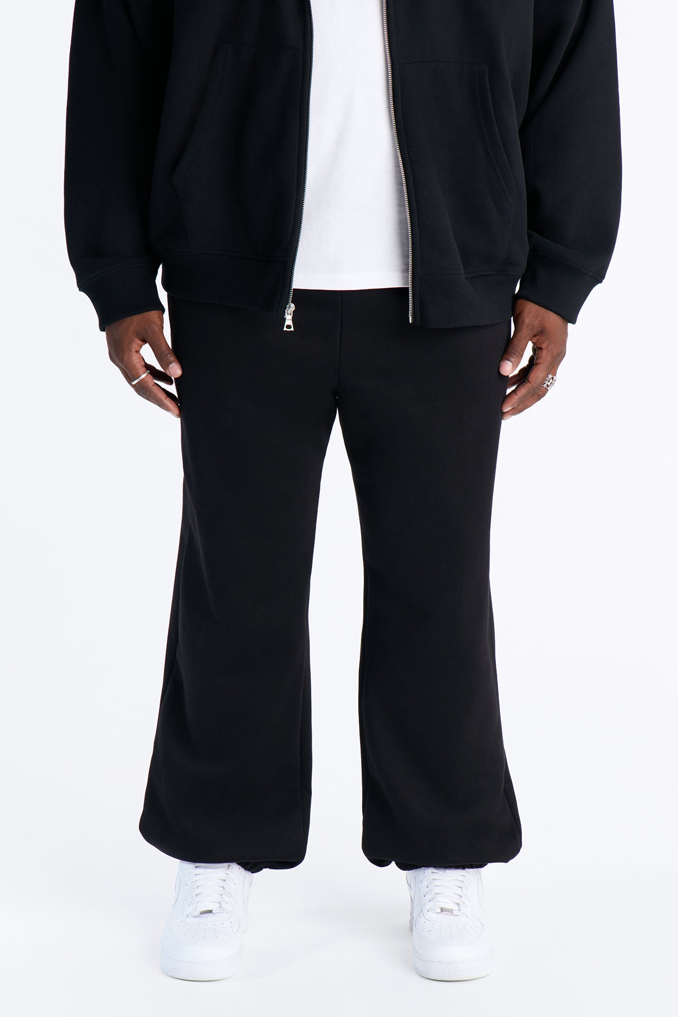 Logan Jogger Fleece Sweatpant - Black