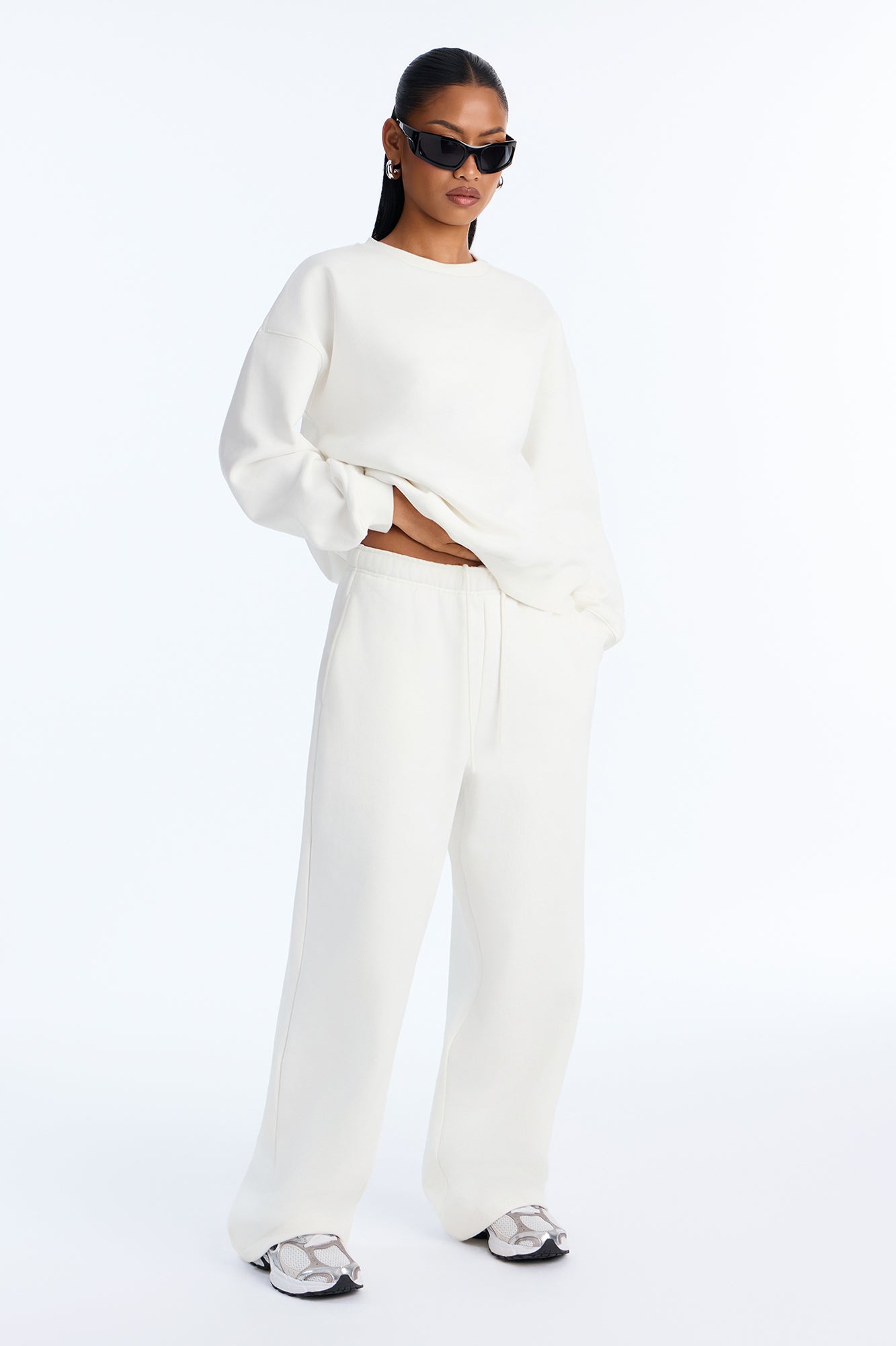 Libby Crew Neck Fleece Sweatshirt - White