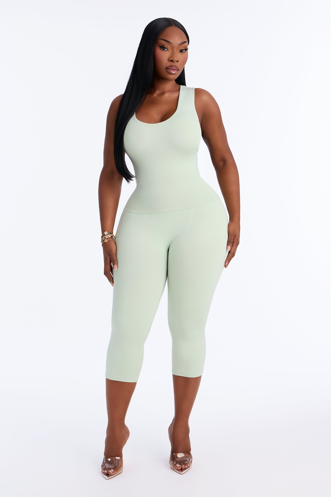 Seamless Smooth Double Lined Capri Pant - Mint