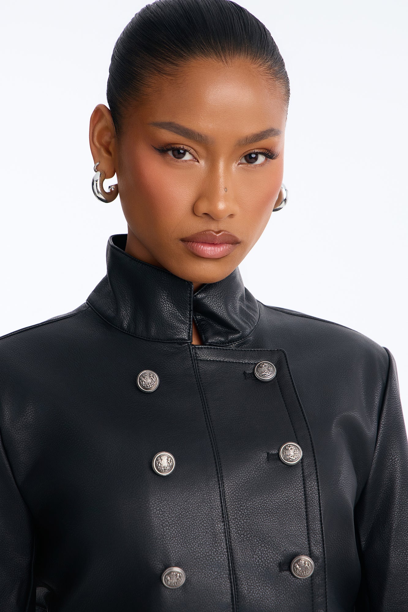Commanding Presence Cropped Jacket - Black