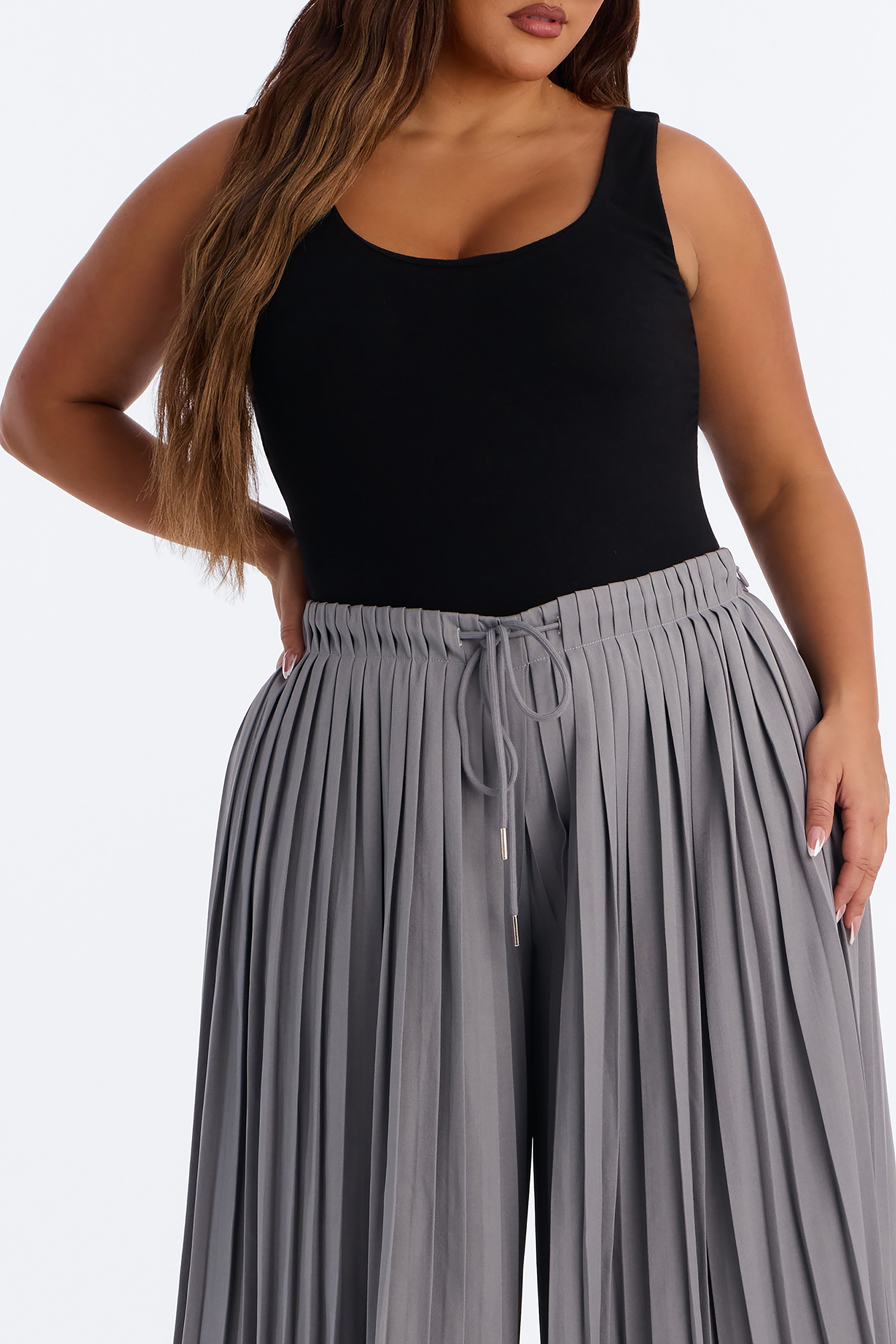 Adele All Over Pleated Wide Leg Trouser - Light Grey