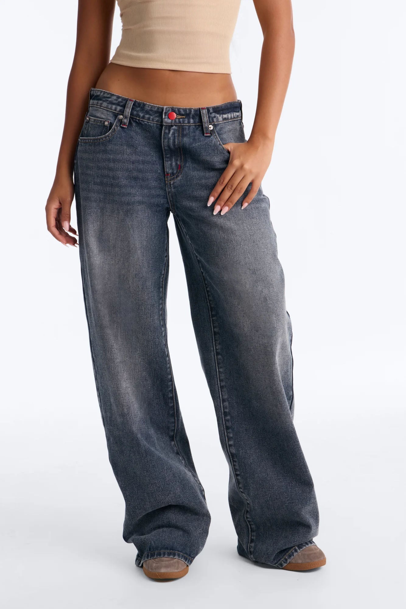 The 412 Low Rise Rigid Wide Leg Jeans - Dark Wash