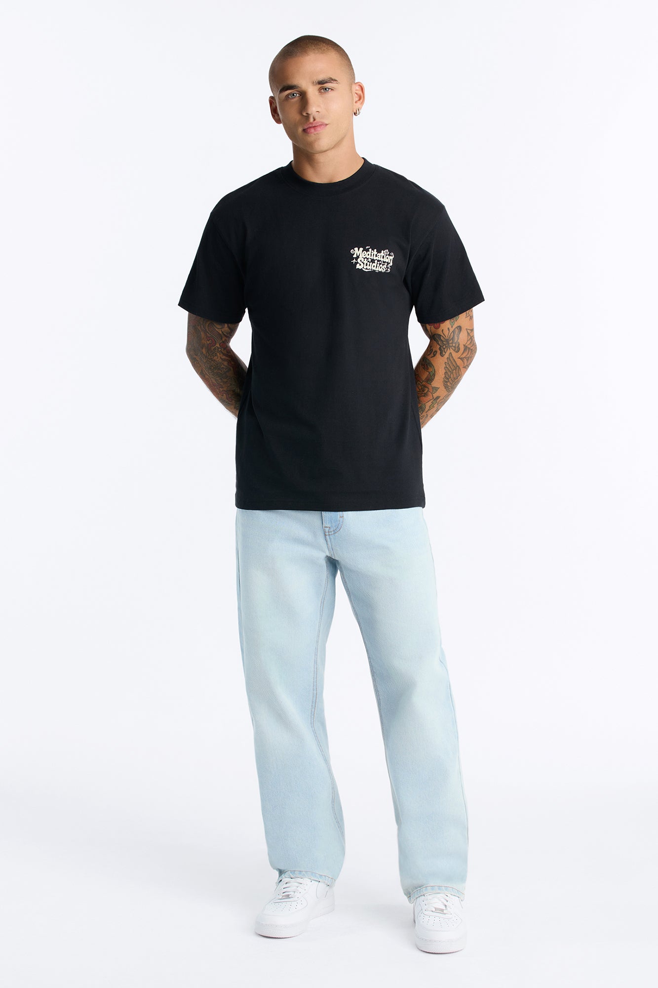 Essential Straight Rigid Jean - Light Wash