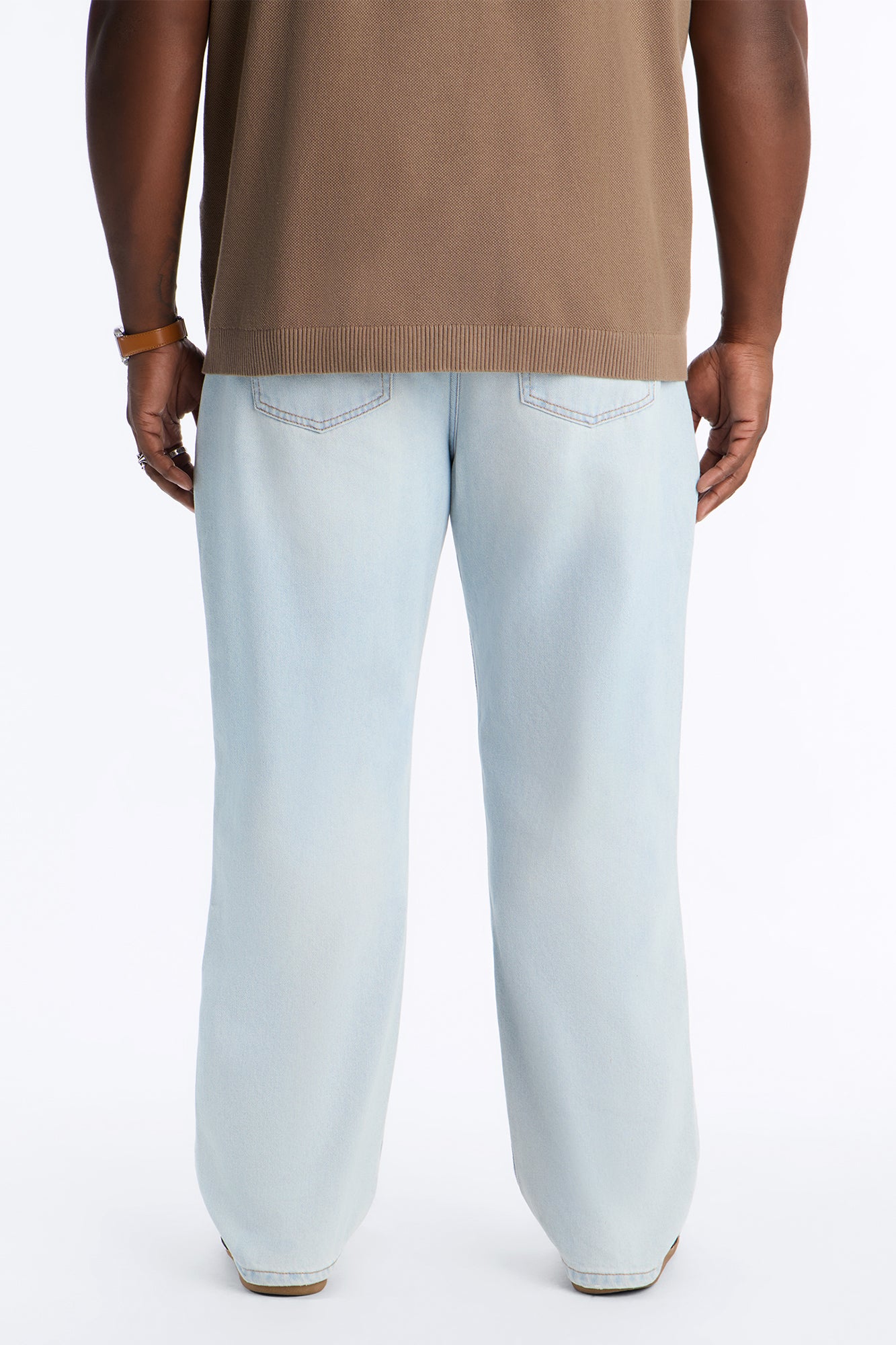 Essential Straight Rigid Jean - Light Wash