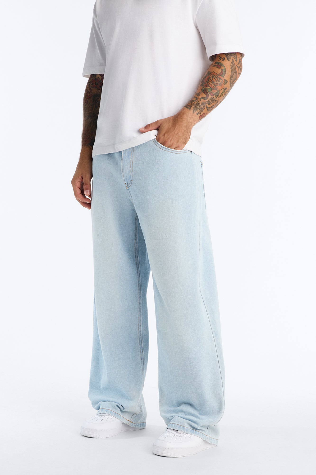 Essential Baggy Rigid Jean - Light Wash