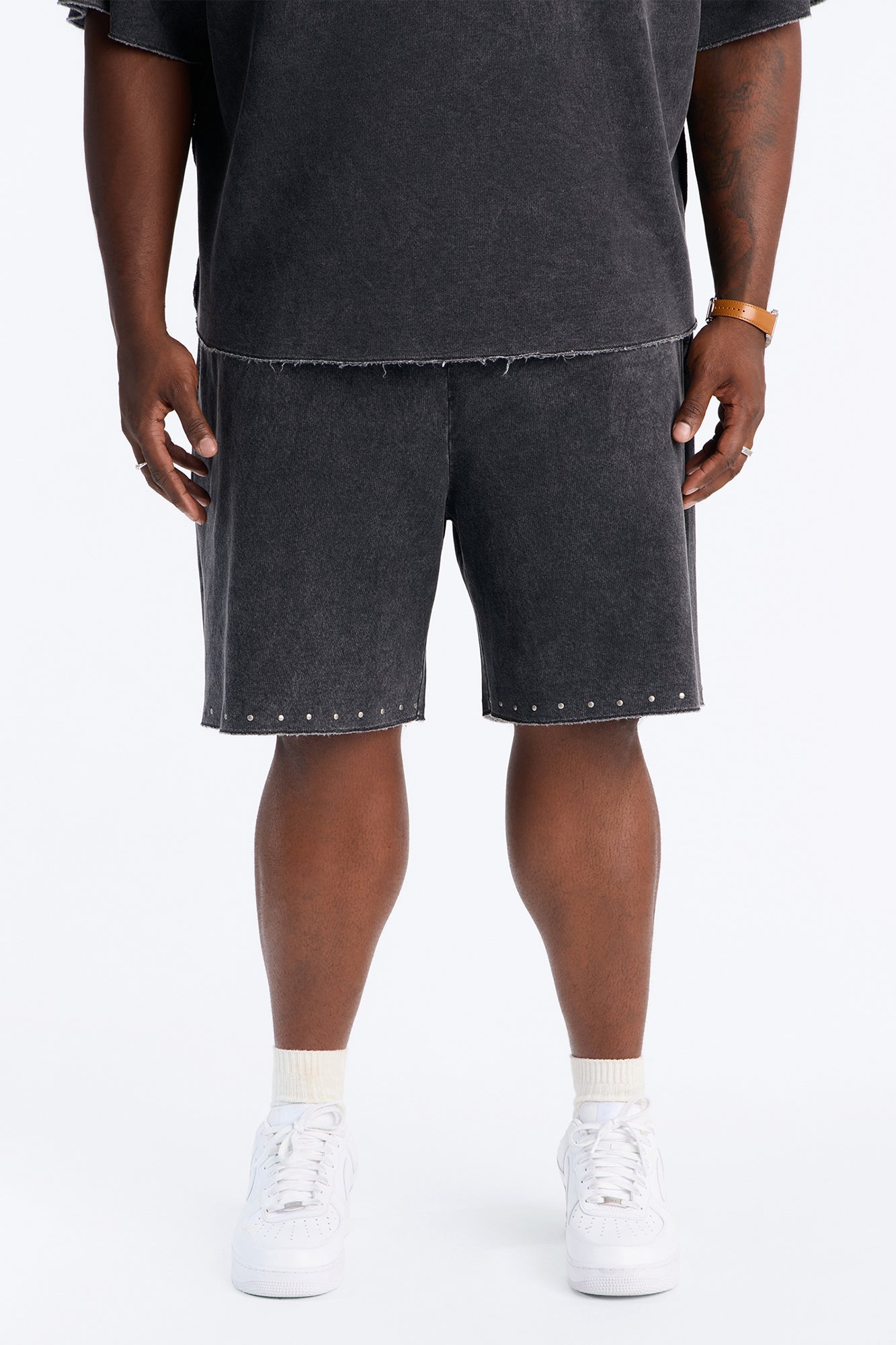 Relaxed Washed Raw Edge Studded Sweatshort - Black