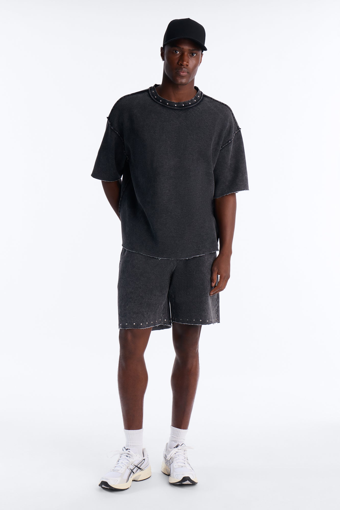 Oversized Punk Washed Raw Edge Studded Fleece Tee - Black