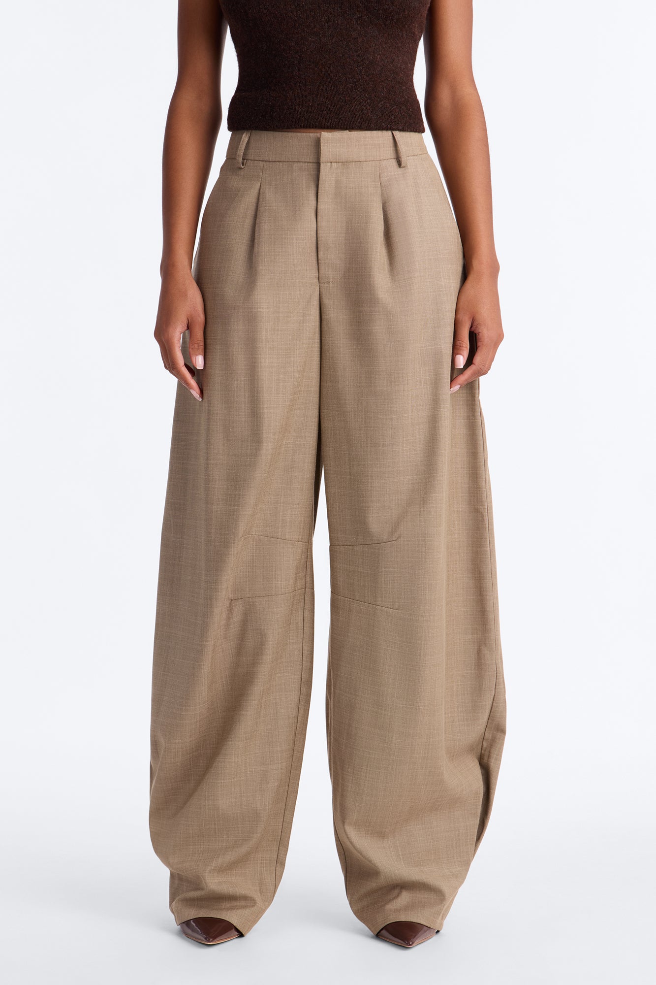 Sasha Pleated Barrel Leg Trouser - Brown