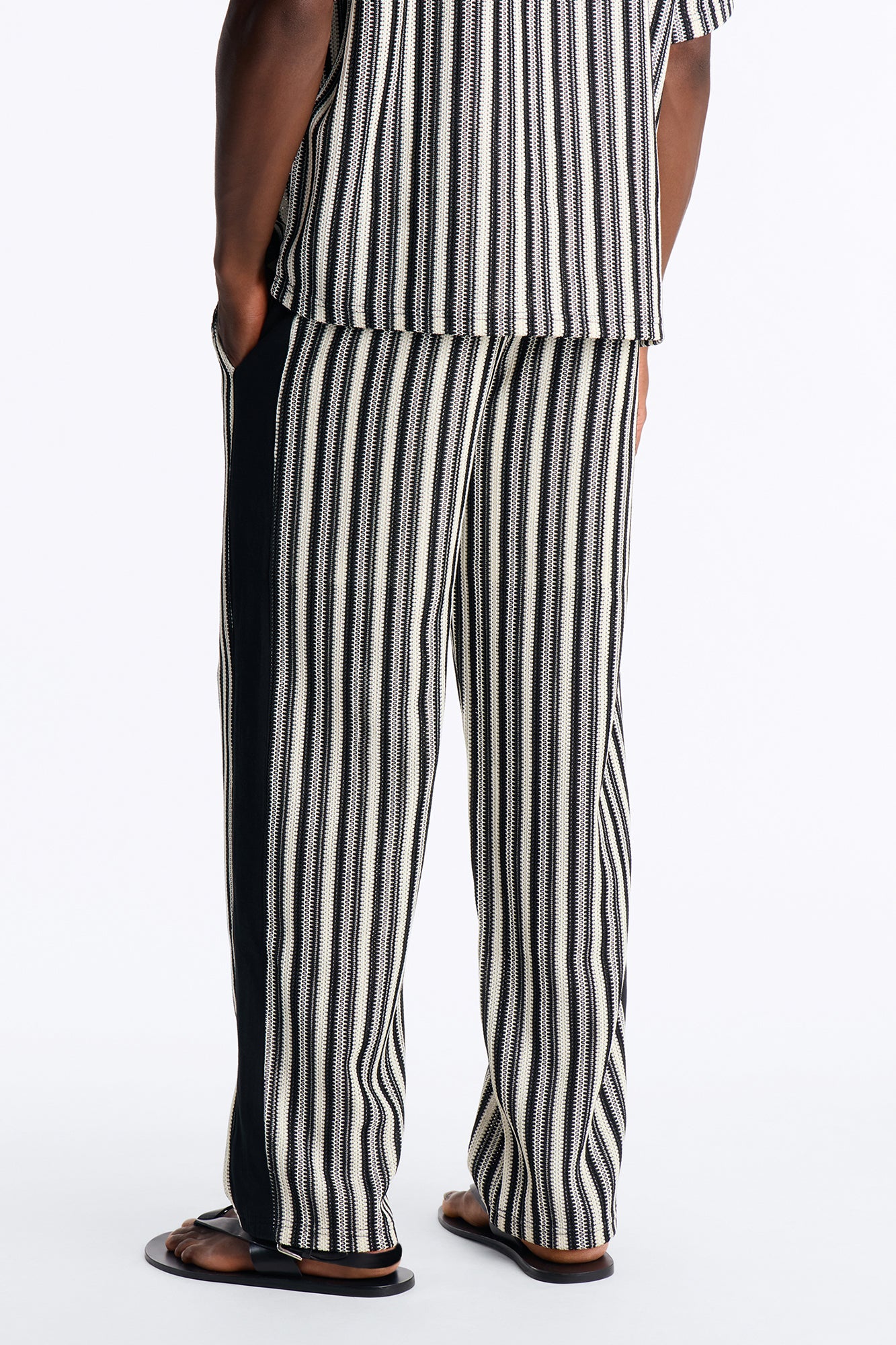 Ribbed Column Relaxed Pant - Black/combo