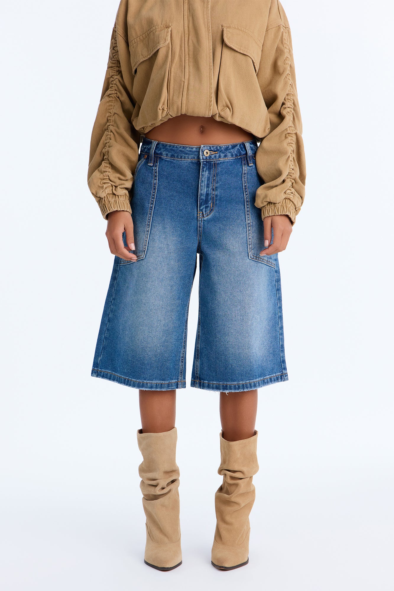 Many Back Pockets Non Stretch Denim Jorts - Medium Wash