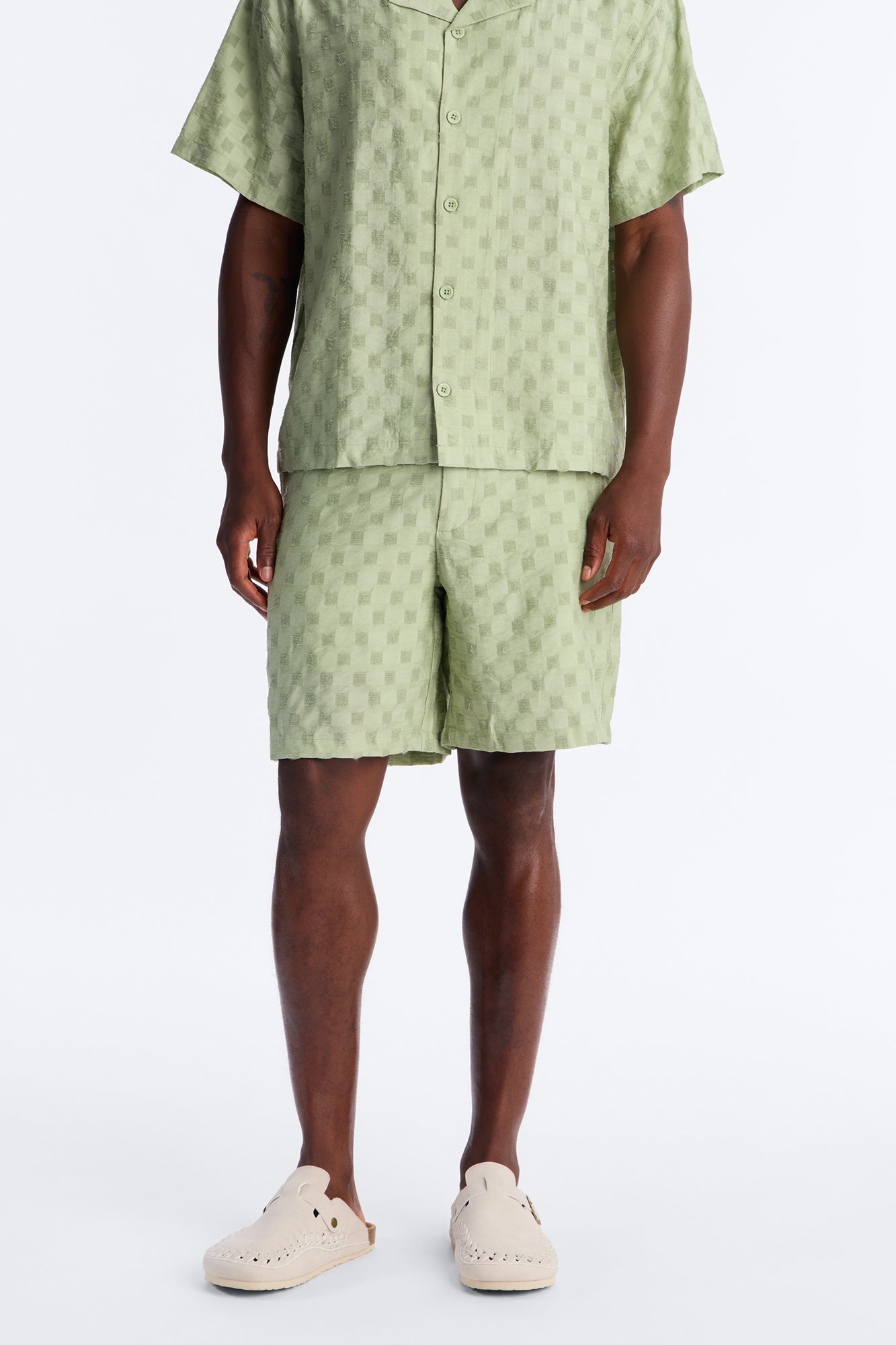 Hazy Textured Checkered Relaxed Short - Sage