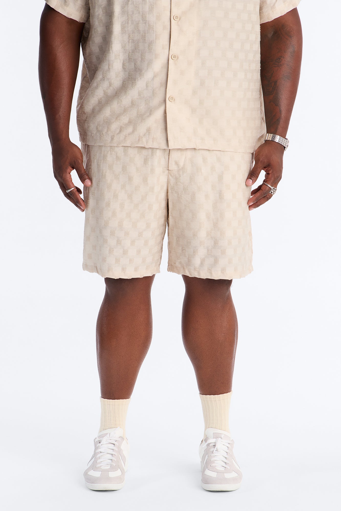 Hazy Textured Checkered Relaxed Short - Taupe