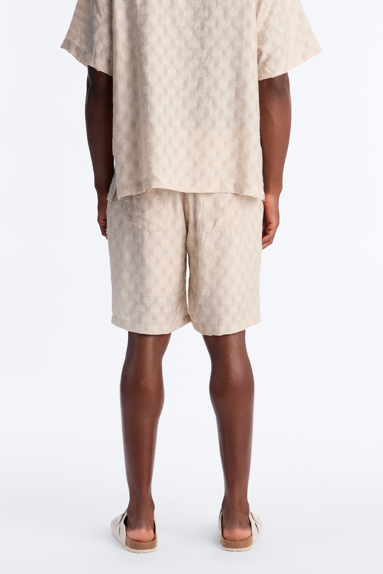 Hazy Textured Checkered Relaxed Short - Taupe