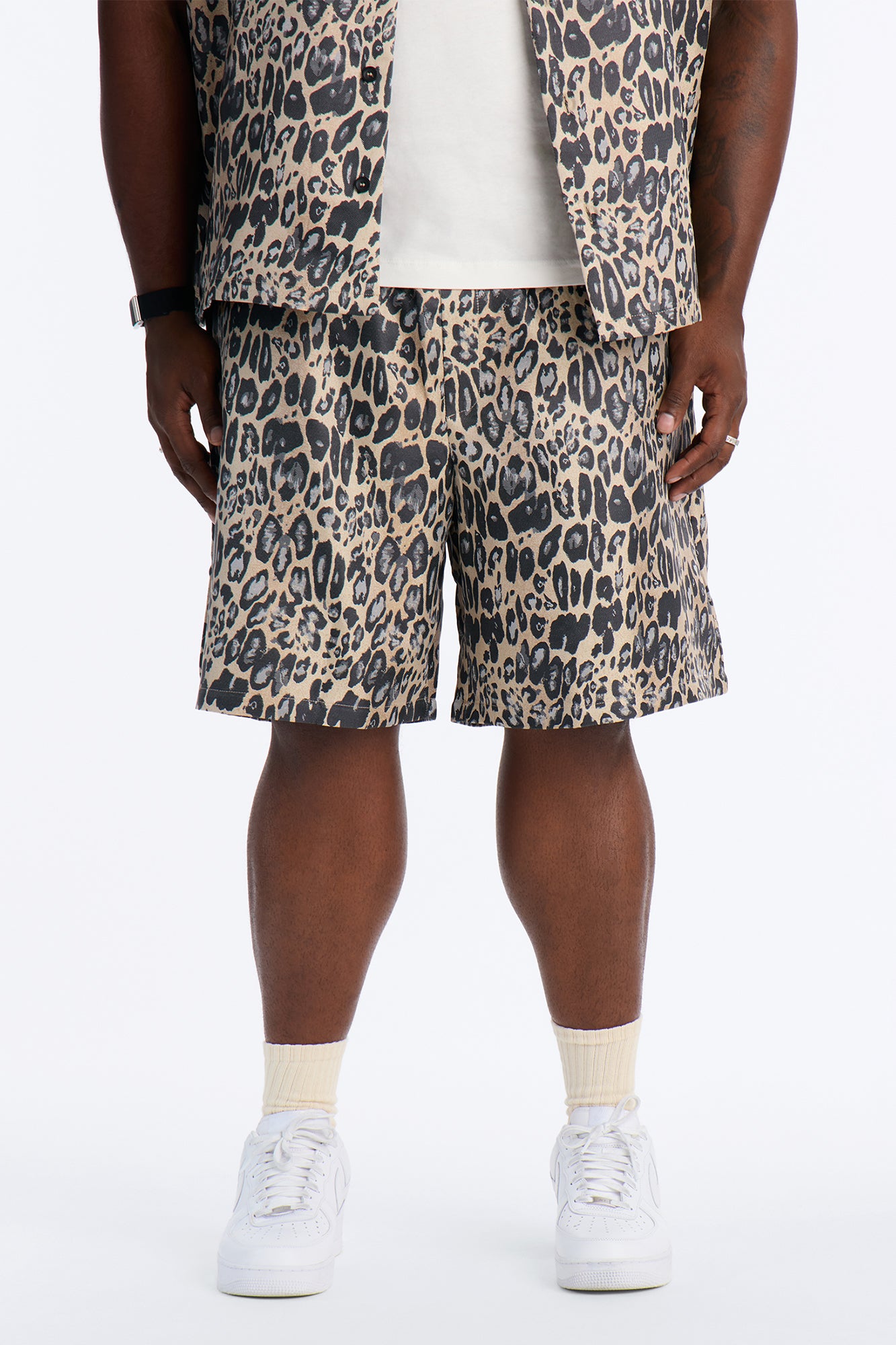 Onyx Leopard Relaxed Short - Khaki/combo