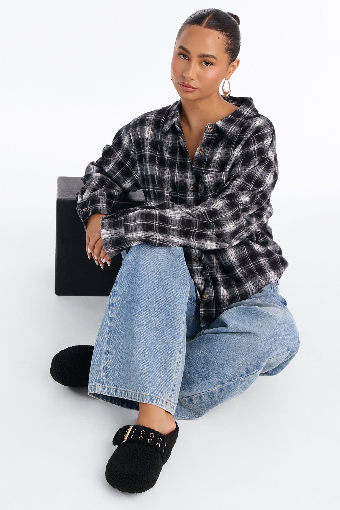 Collie Buckle Sherpa Flats - Black