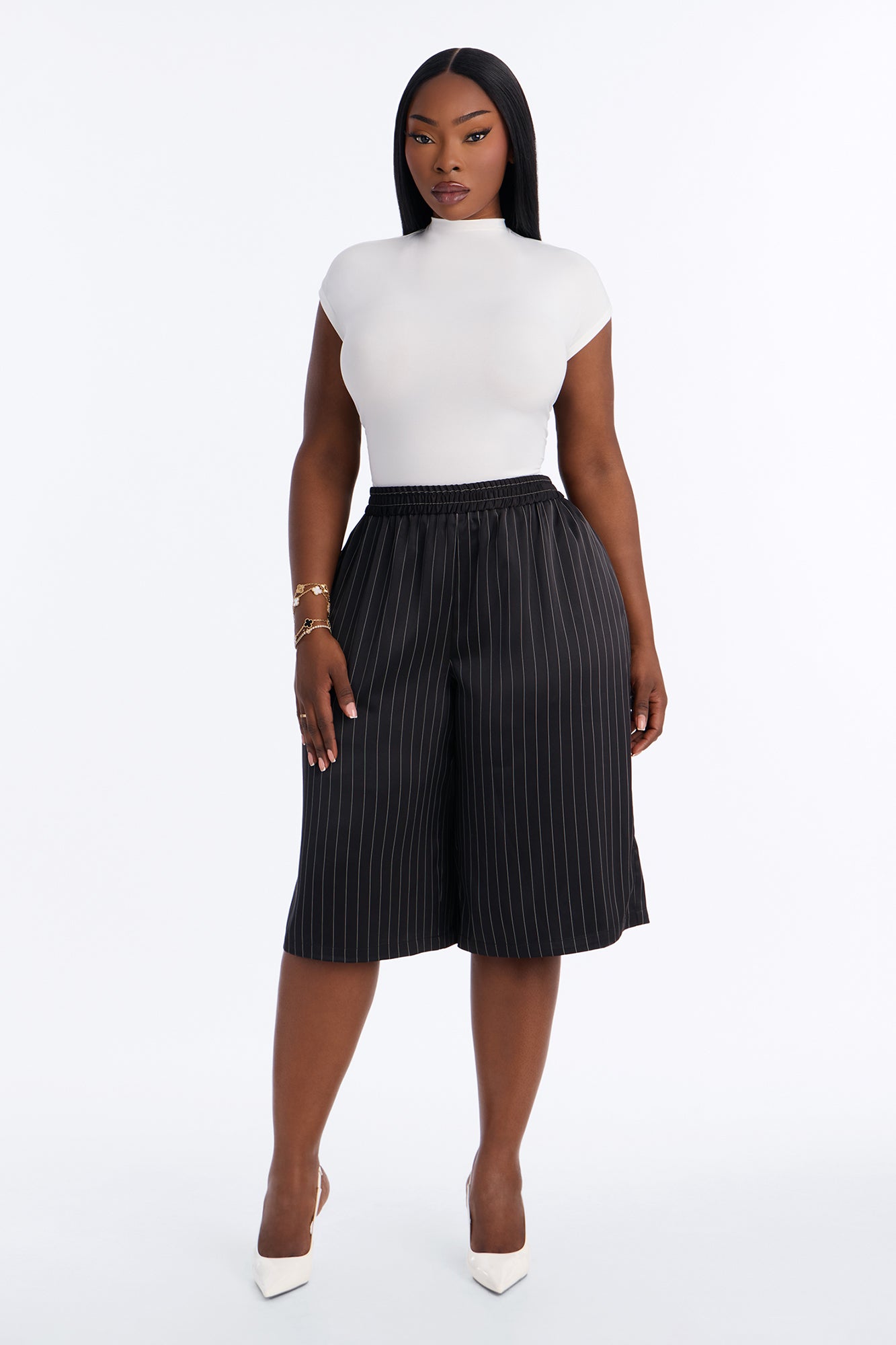 Miley Mock Neck Short Sleeve Top - White