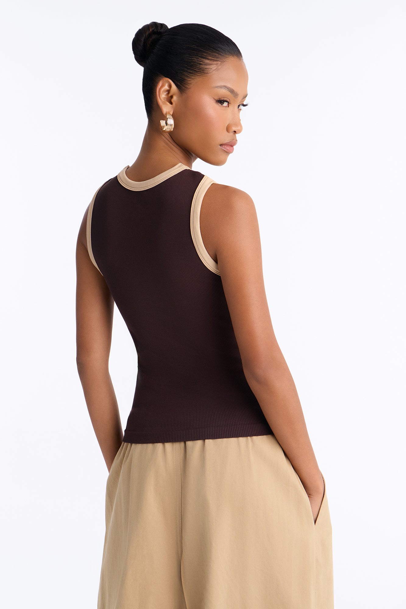 Rachel Ribbed Contrast Binding Crew Neck Tank Top - Brown/combo