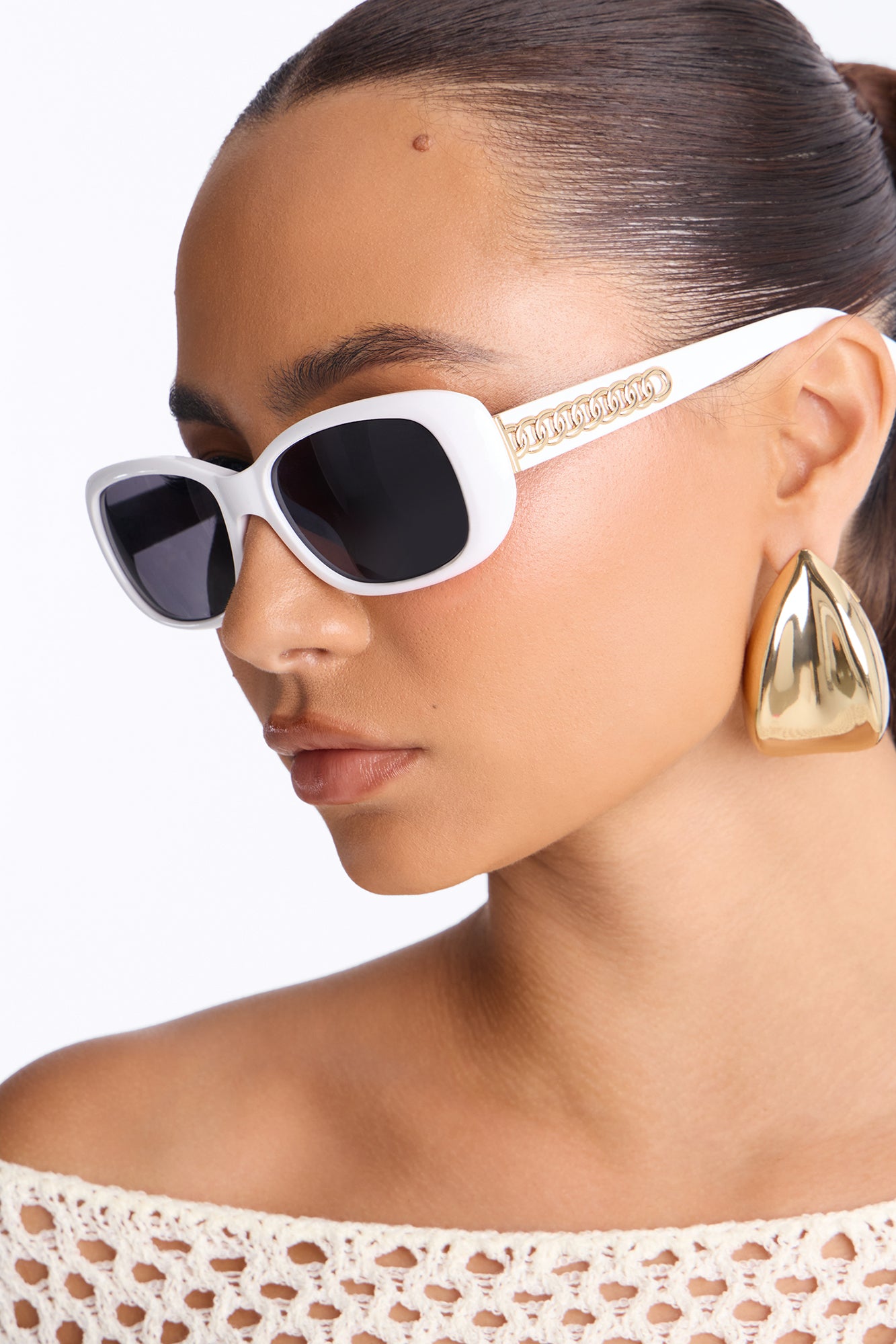 Not Worth The Drama Sunglasses - White