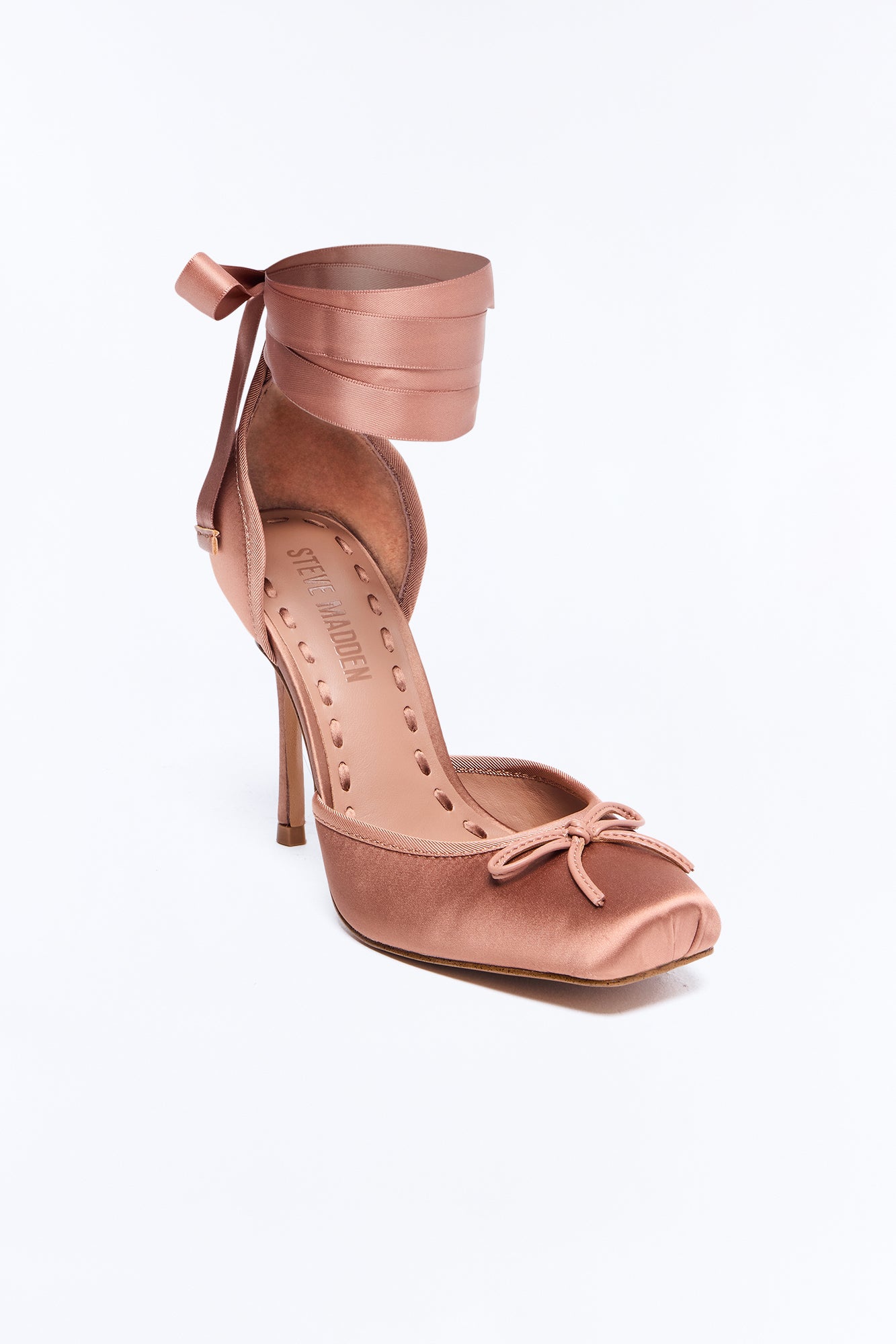 Steve Madden Larina Satin Pumps - Tan