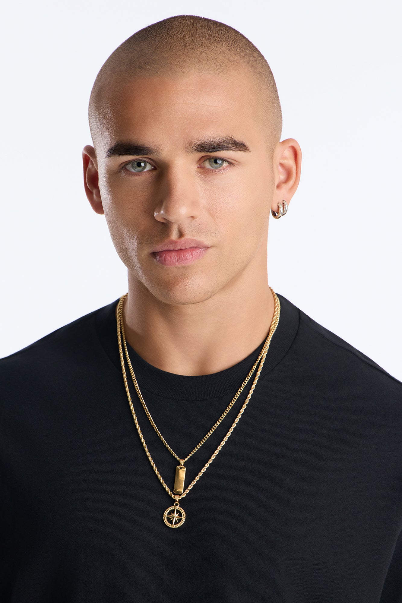 Looking For A Way Out Layered Necklace Set - Gold