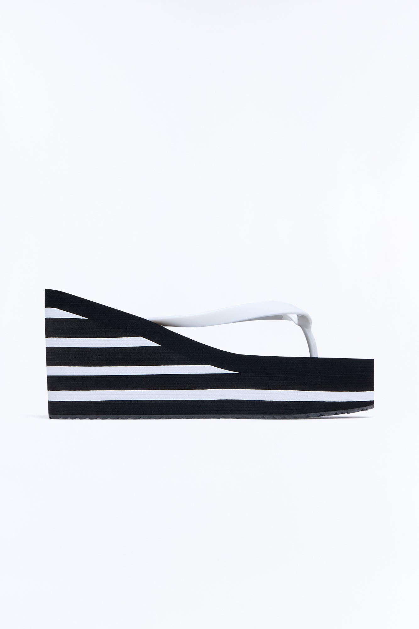 Saturday Thong Platform Wedges - Black/White