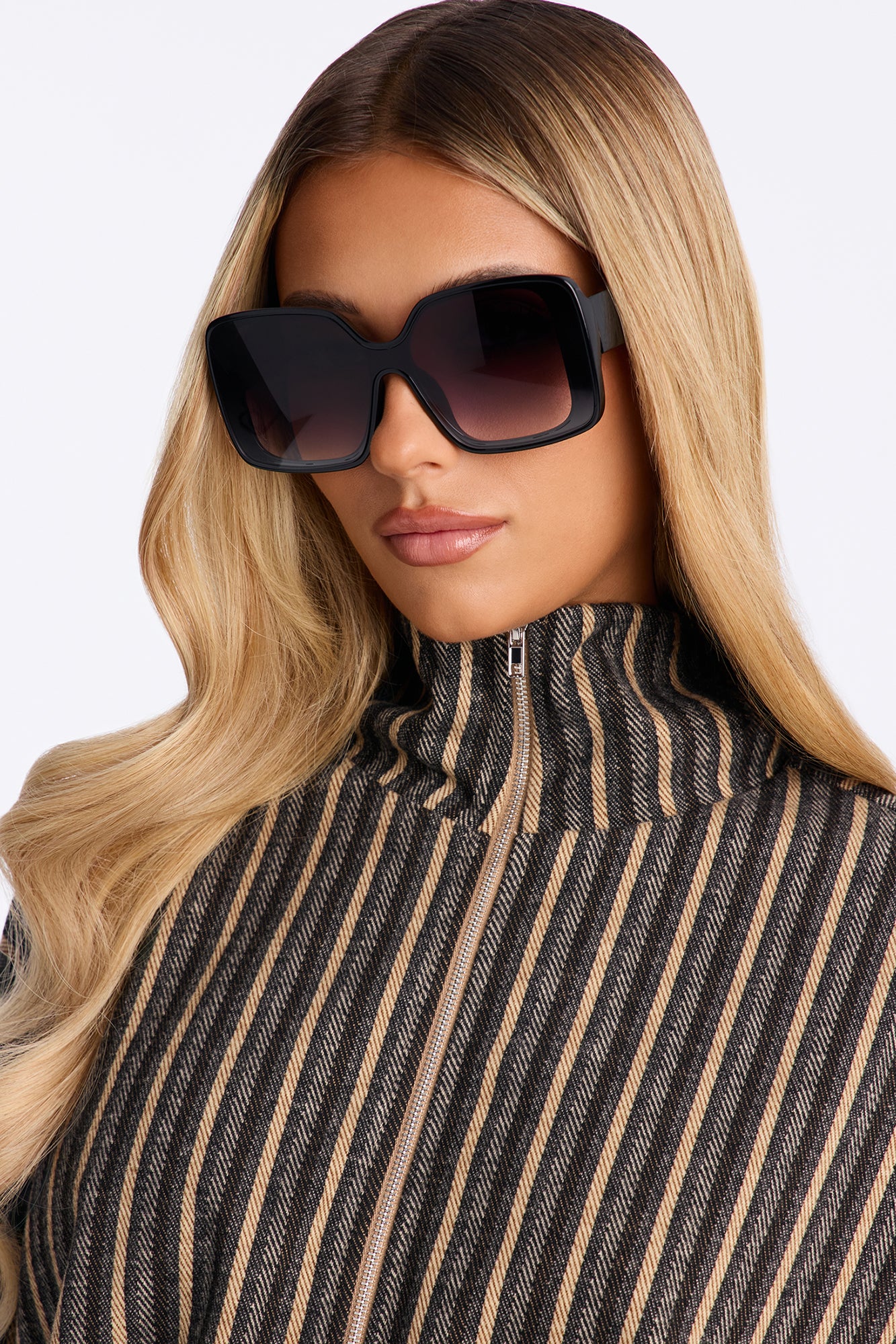Sun Bathing Sunglasses - Black