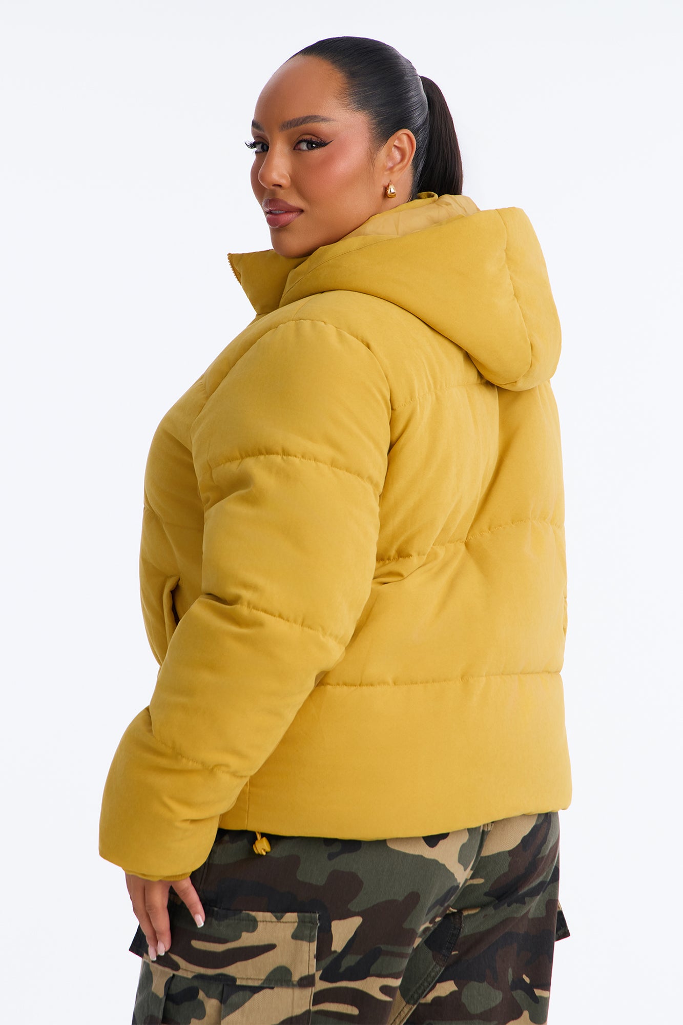 In The Middle Of The City Puffer Jacket - Mustard