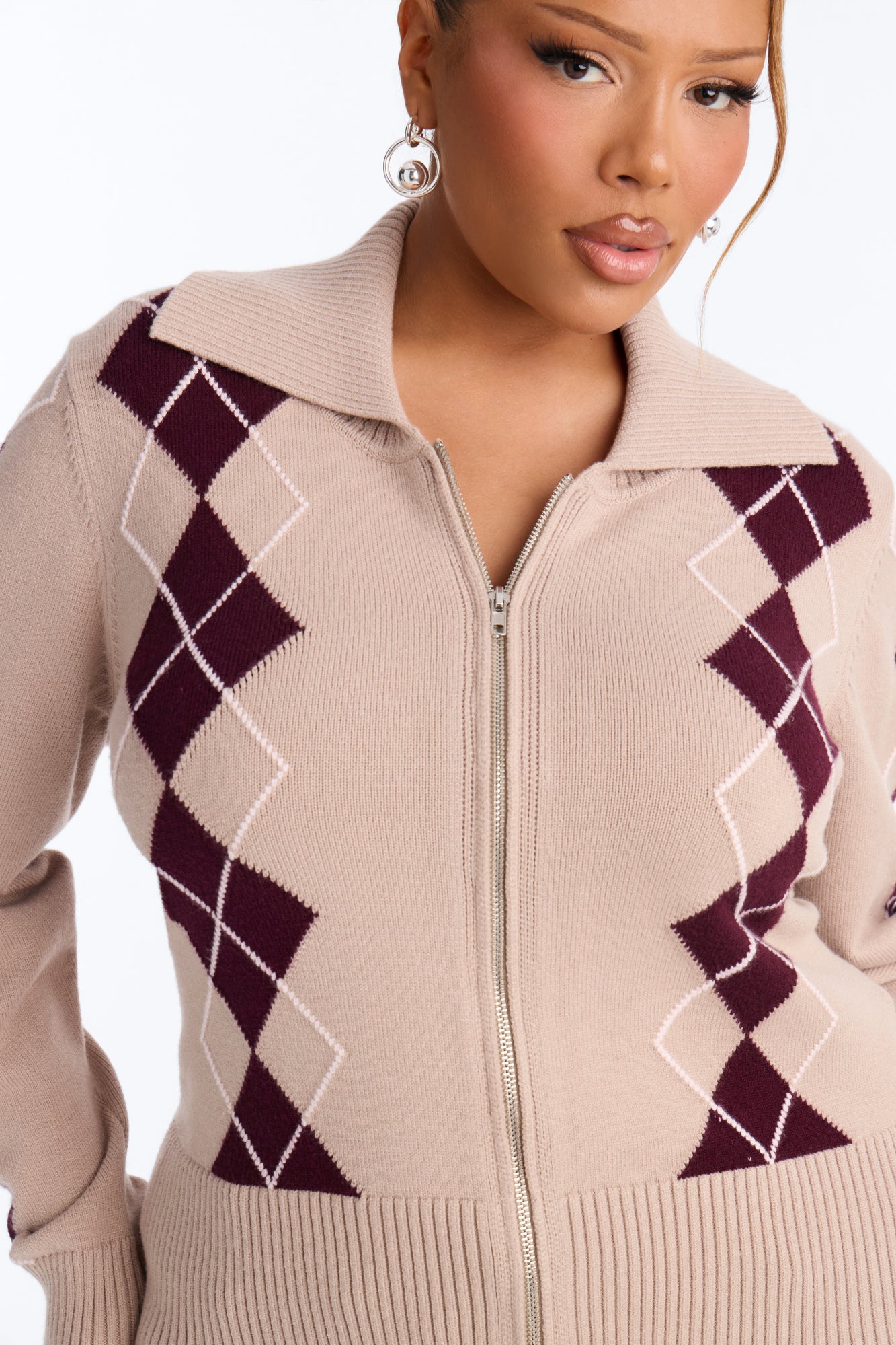 Status Update Front Zip Argyle Cardigan - Oatmeal/combo