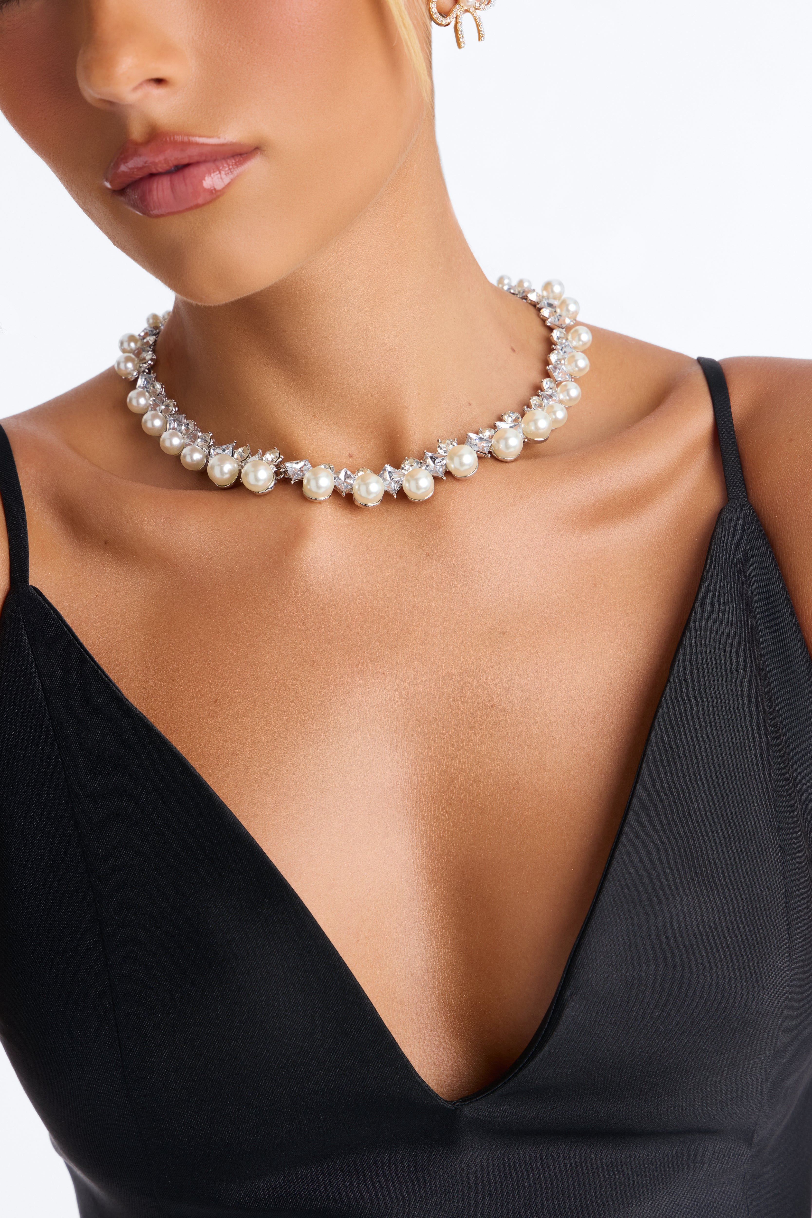 Lucky Catch Pearl Choker - Silver