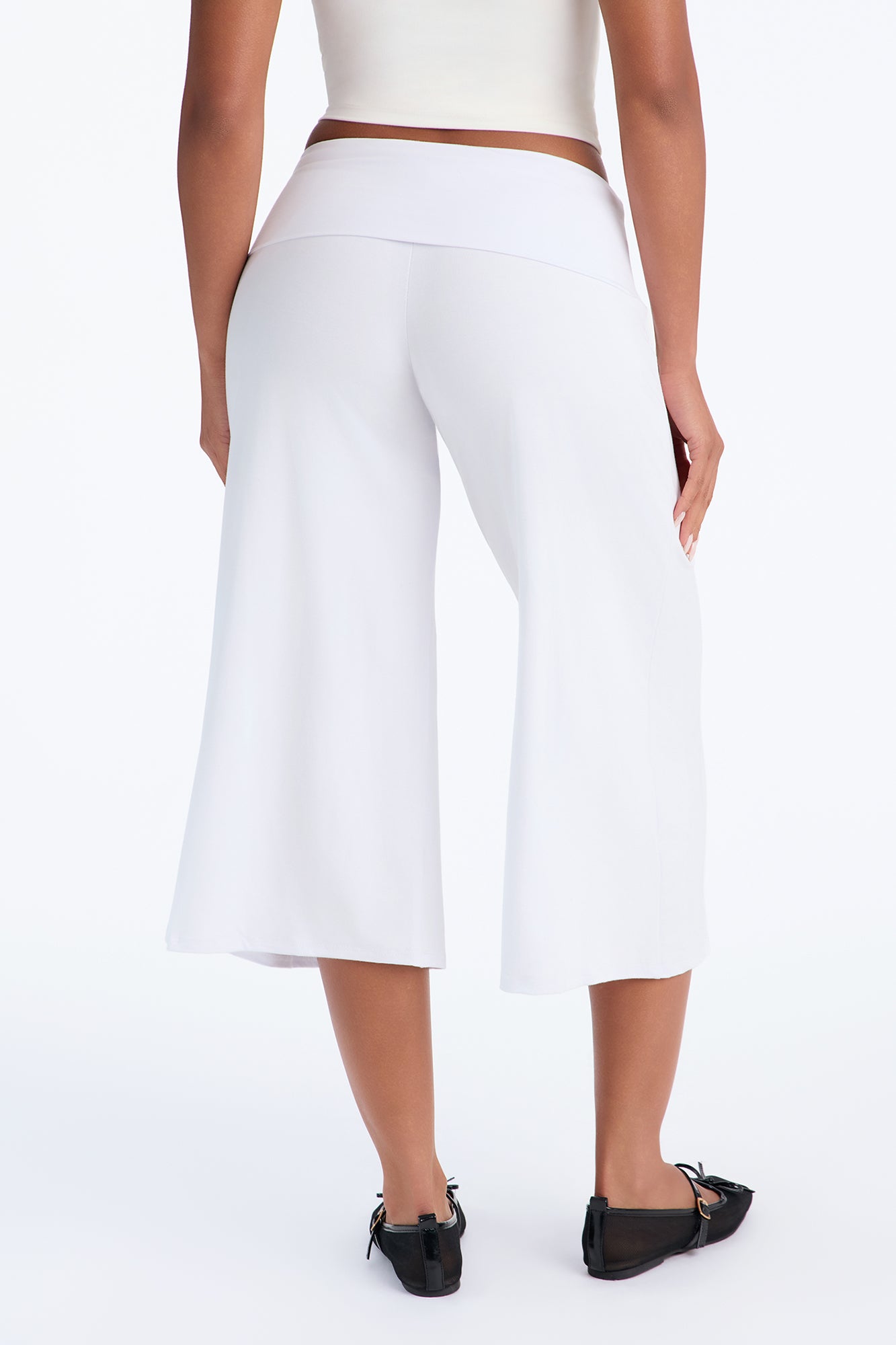 Kiki Studio Low Rise Foldover Gaucho Pant - White