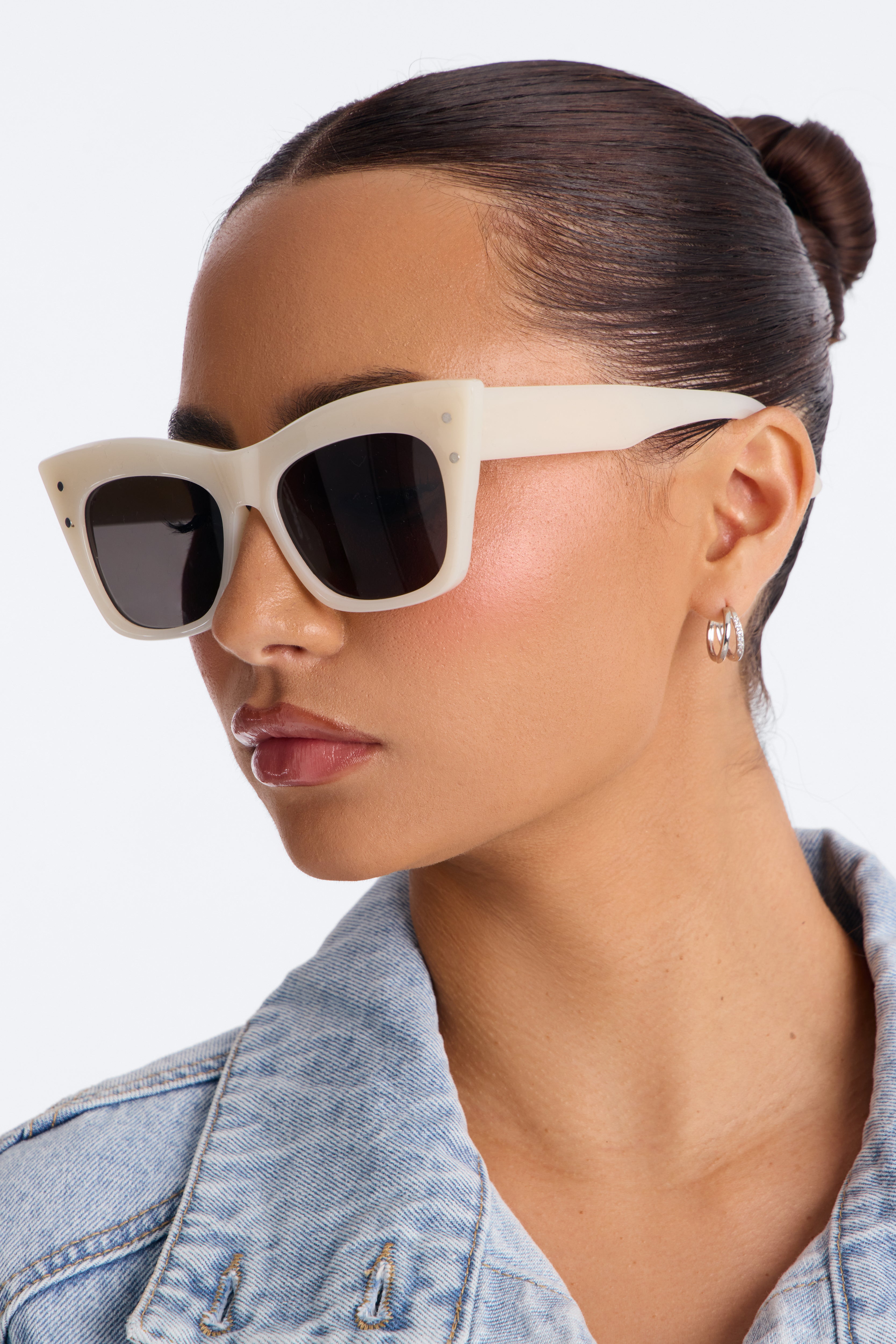 Lip Service Sunglasses - Ivory