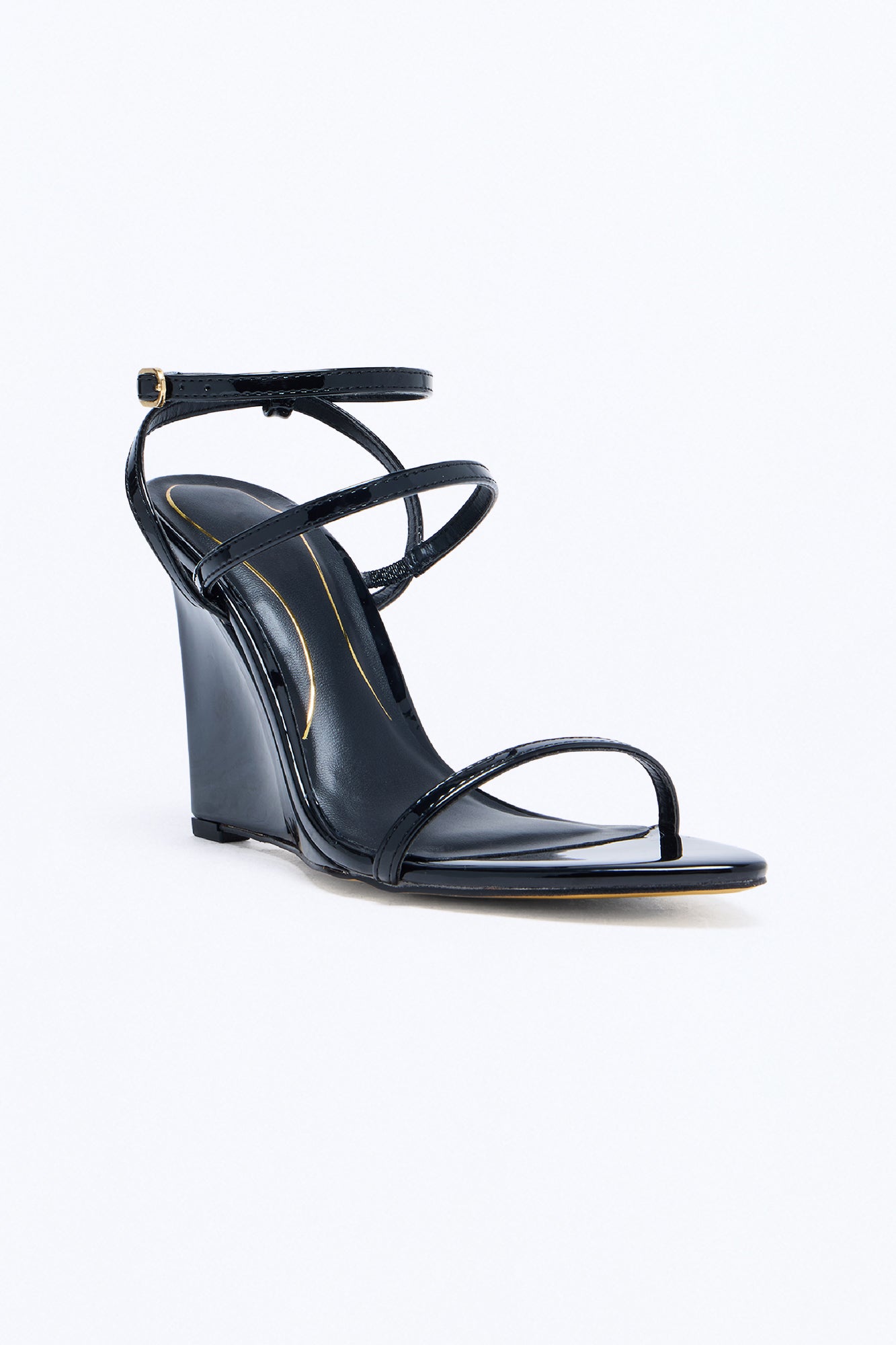 Kasaandra Pointed Wedges - Black
