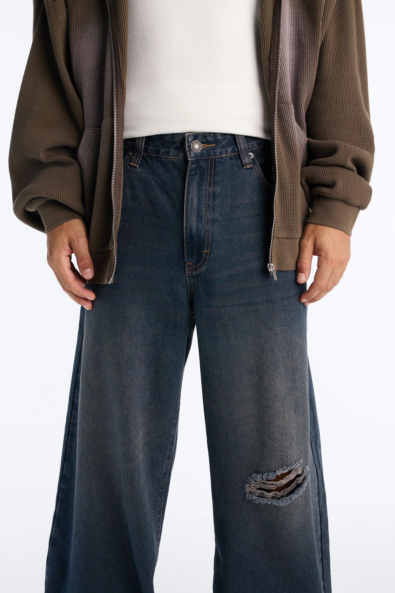 Baggy Edinburgh Distressed Jeans - Dark Wash