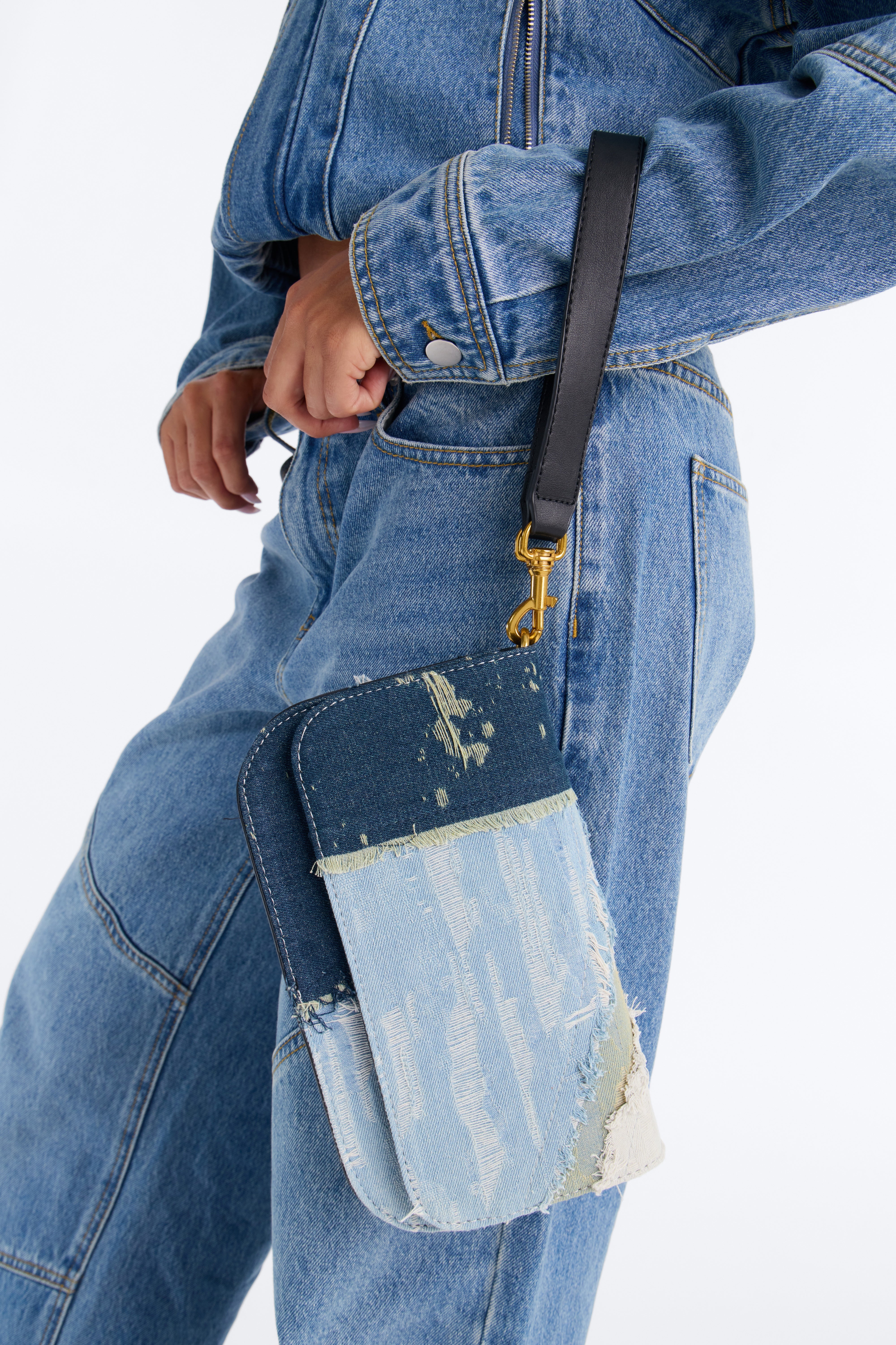 Always Pretty Never Stressed Shoulder Handbag - Medium Wash