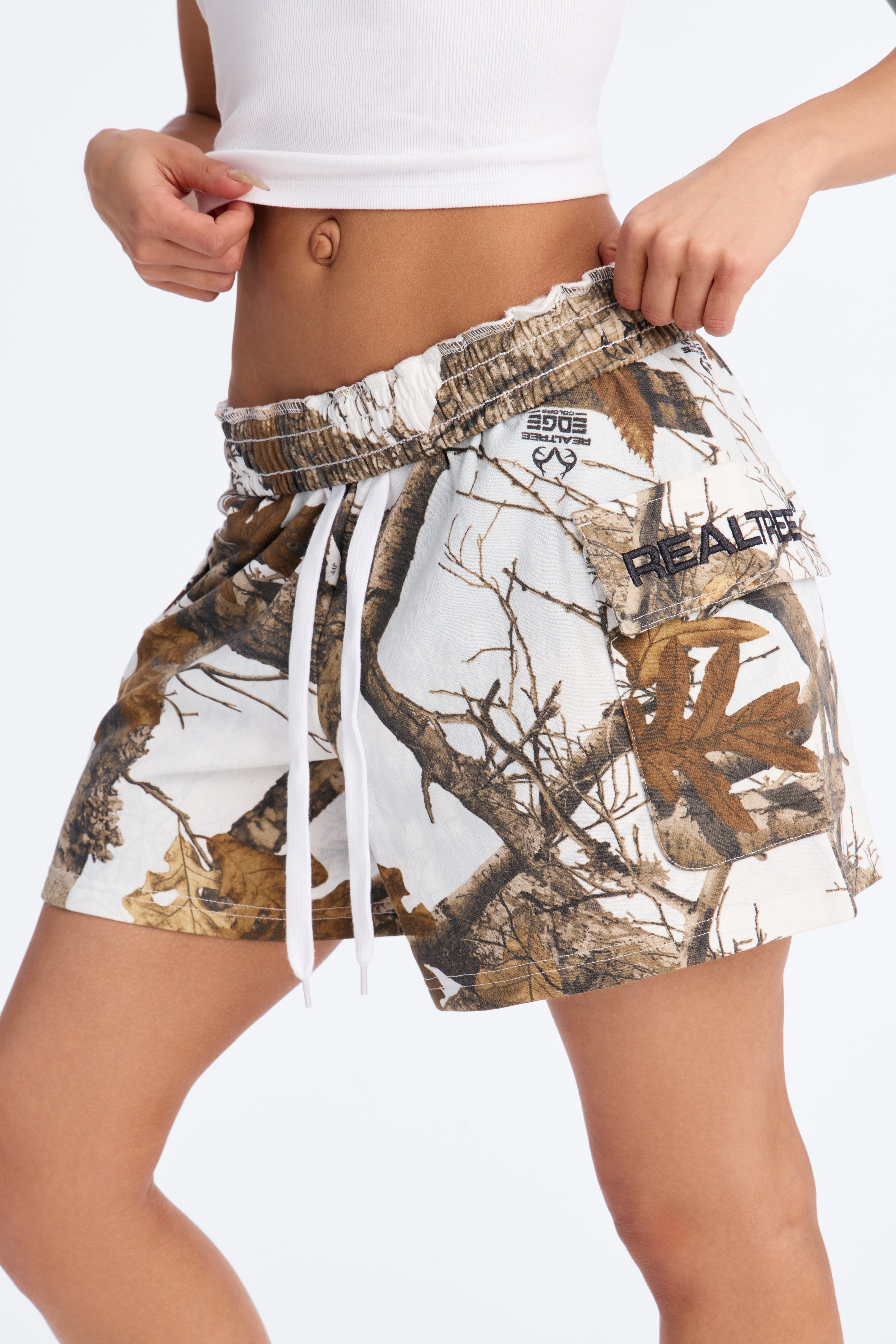 Realtree Fleece Cargo Short - White/combo