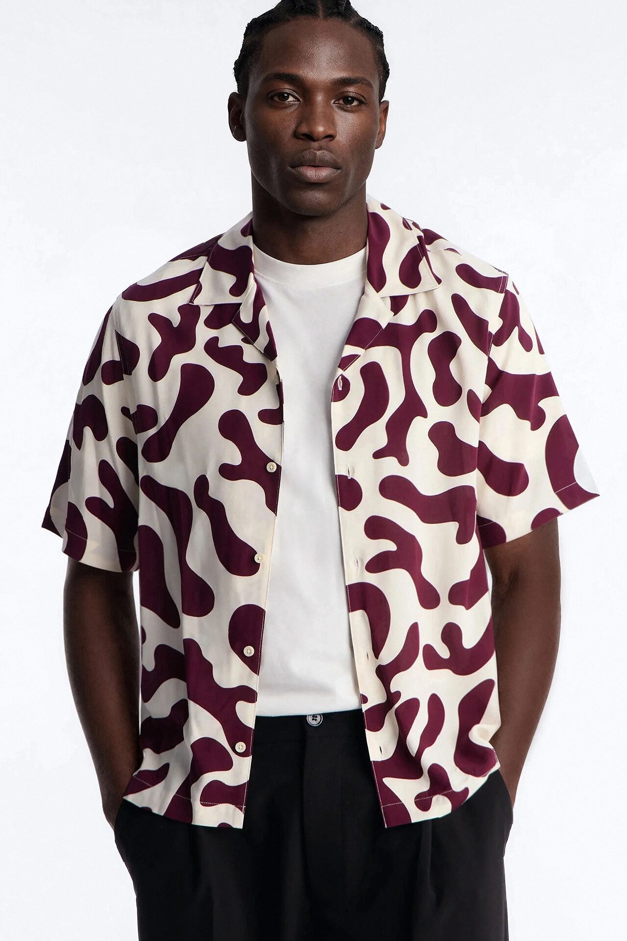 Bold Metric Cuban Shirt - Burgundy