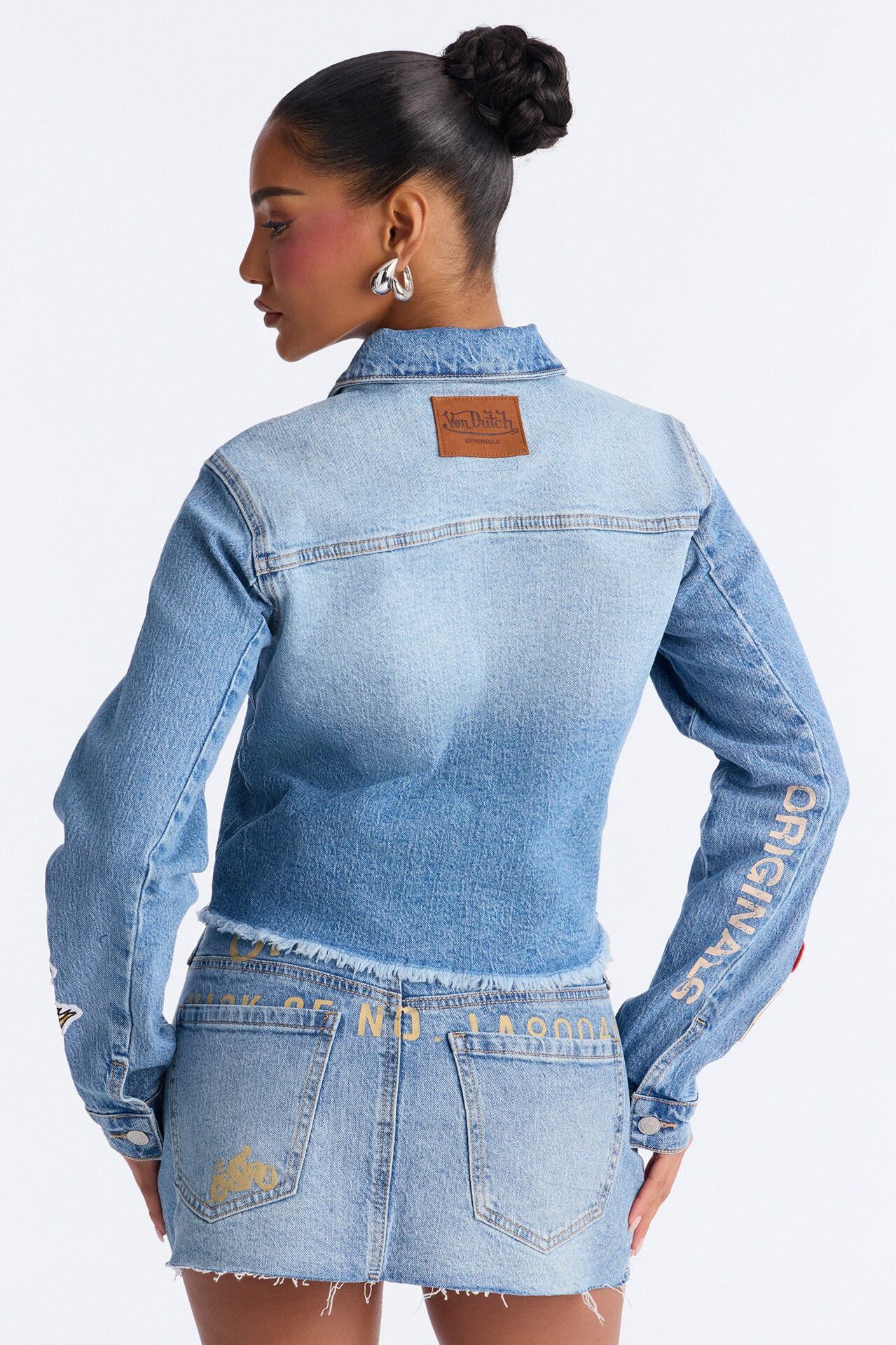 Von Dutch Cropped Zip Front Denim Jacket - Medium Wash