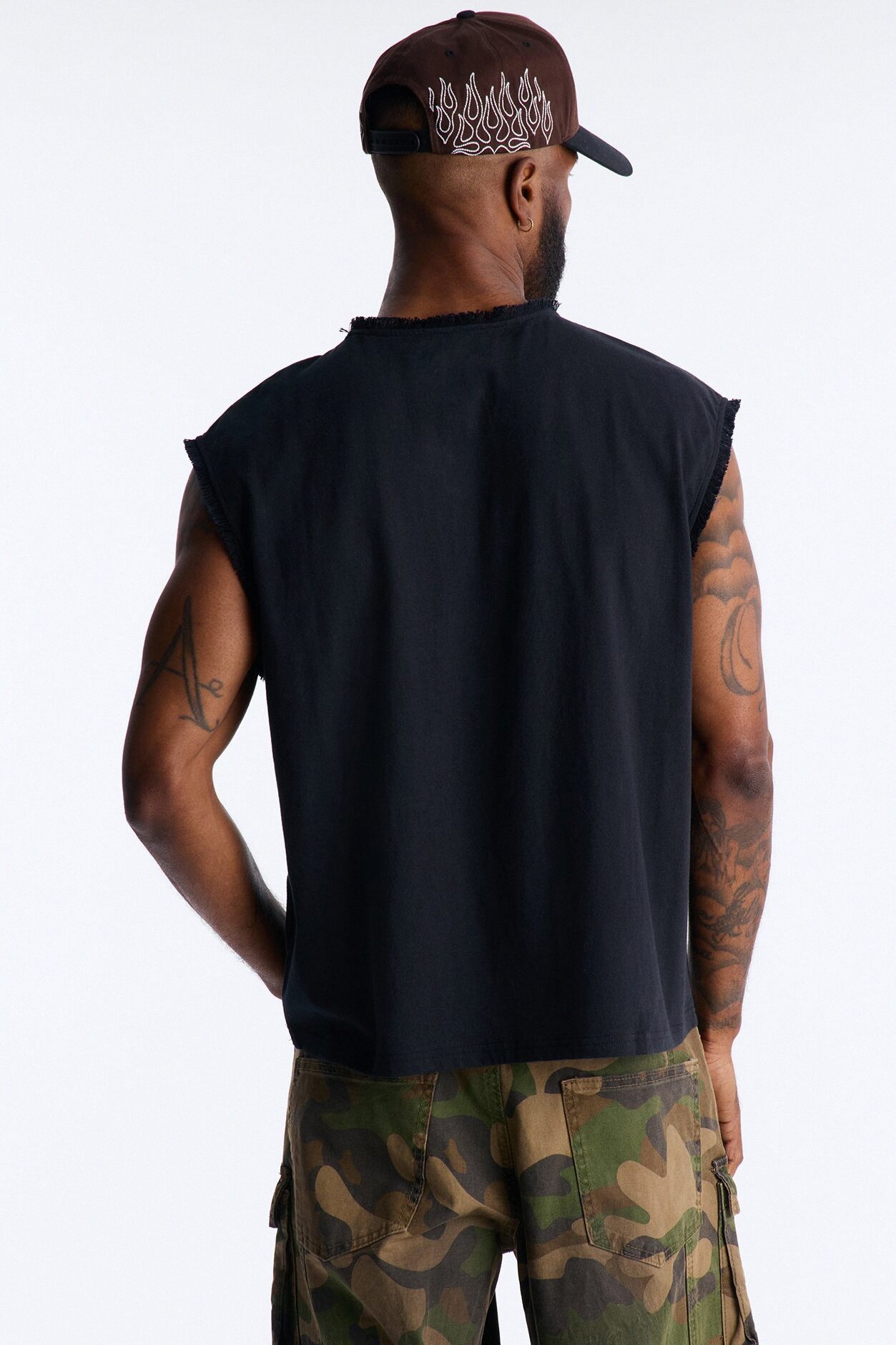 Relaxed Raw Edge Muscle Tee - Black