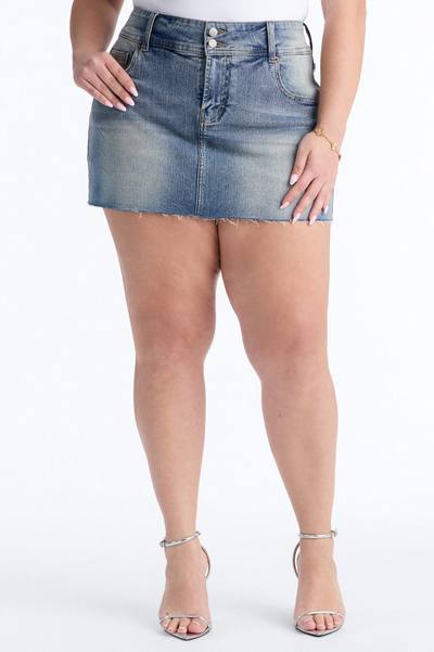 Hotter Than Yesterday Low Rise Stretch Denim Mini Skort - Vintage Wash