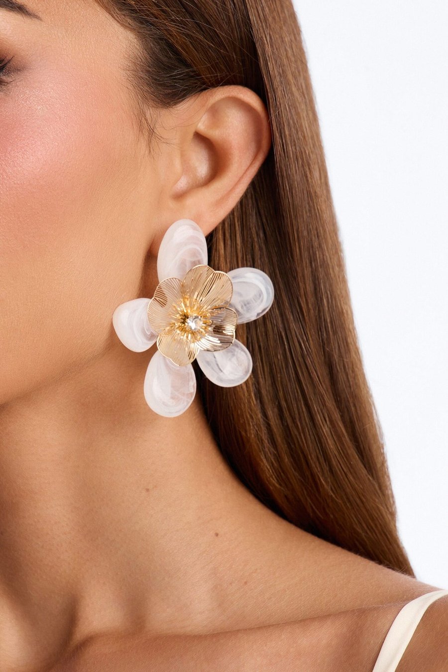 Fresh Beginnings Floral Drop Earrings - Gold